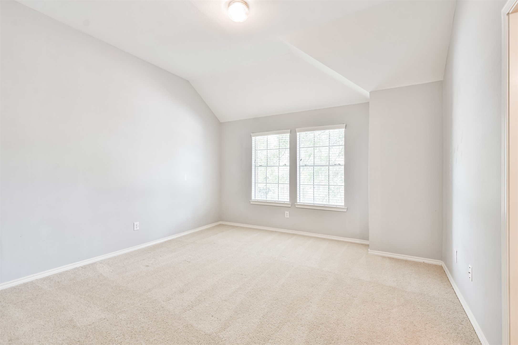 18802 Half Volley Circle Property Photo 31