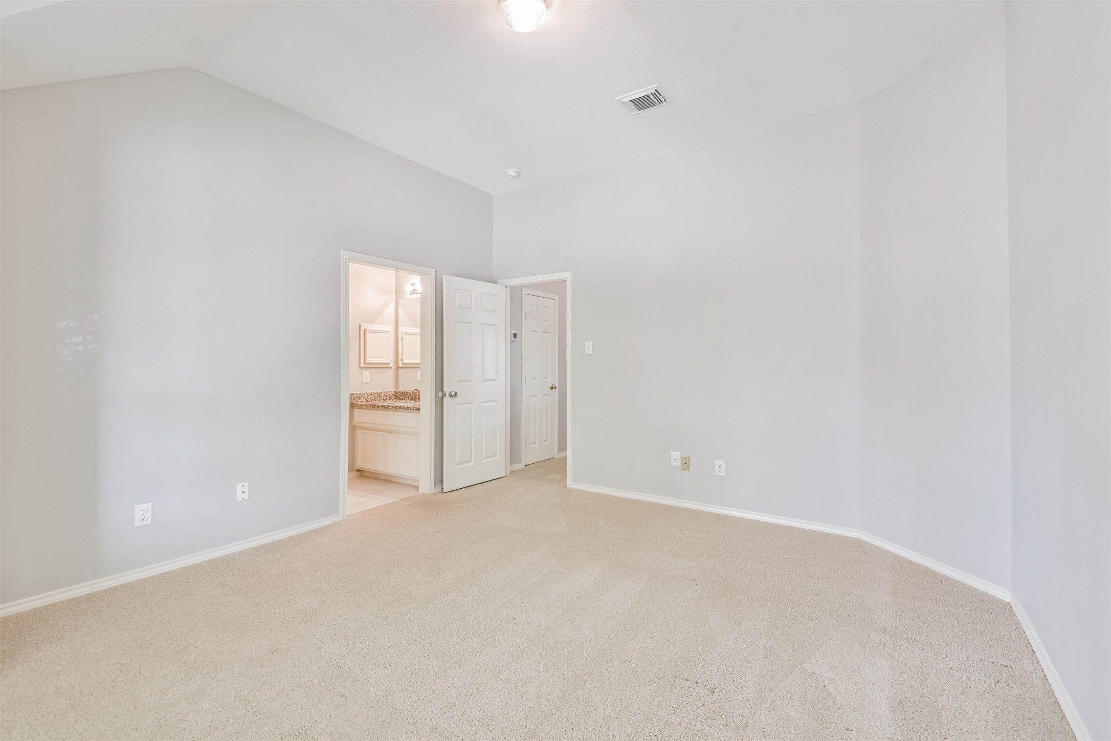18802 Half Volley Circle Property Photo 32