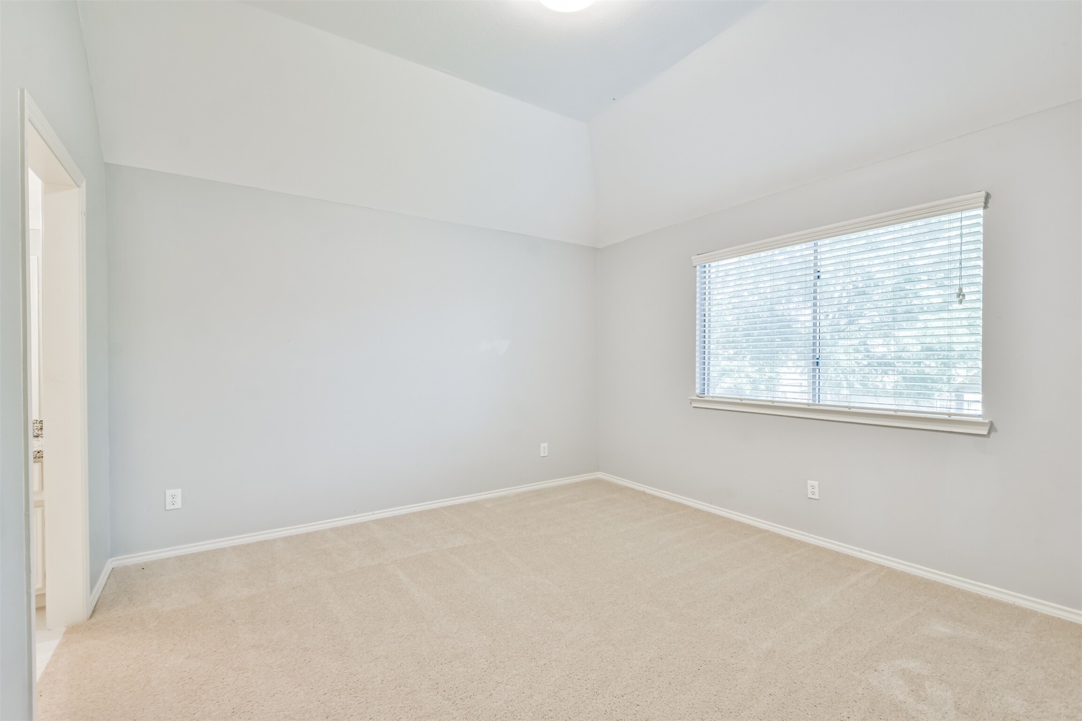 18802 Half Volley Circle Property Photo 34