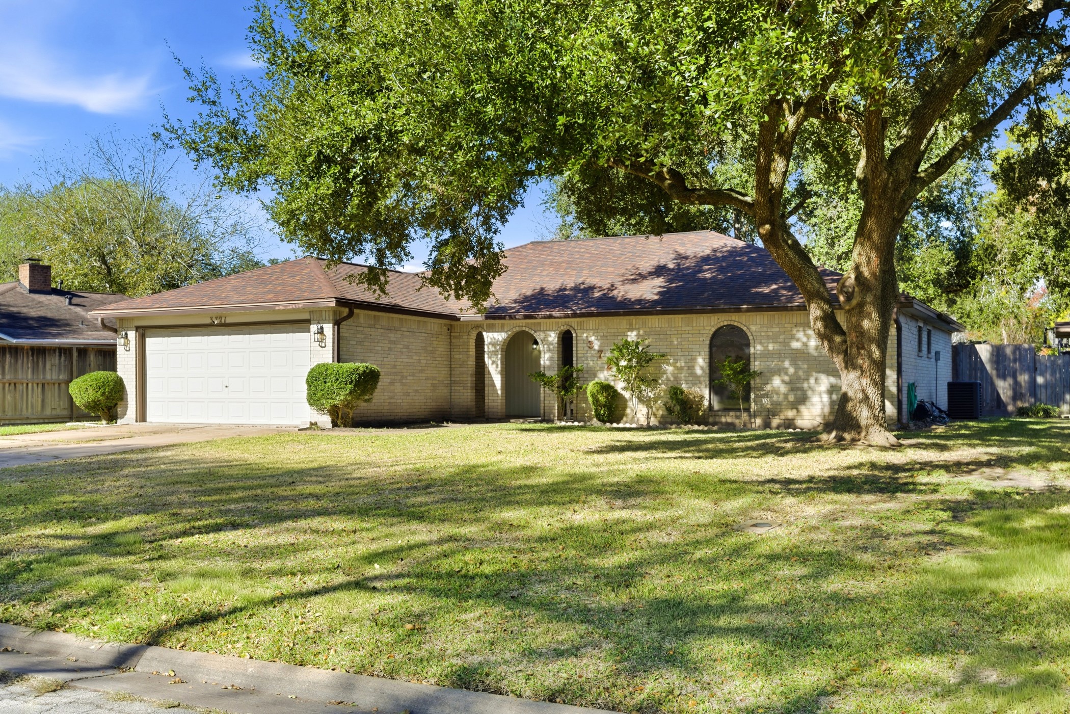 3721 Avenue R Property Photo 4