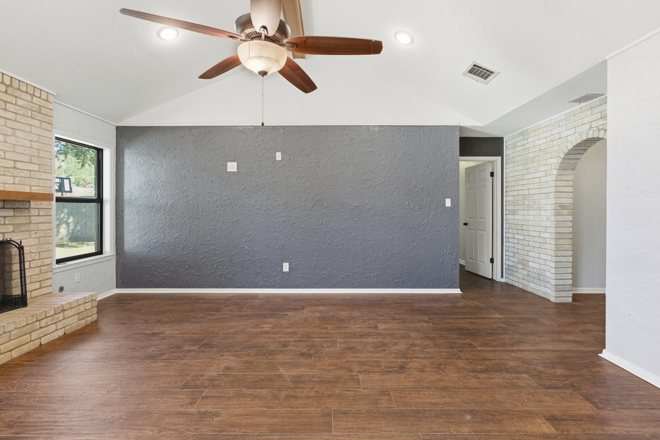 3721 Avenue R Property Photo 8