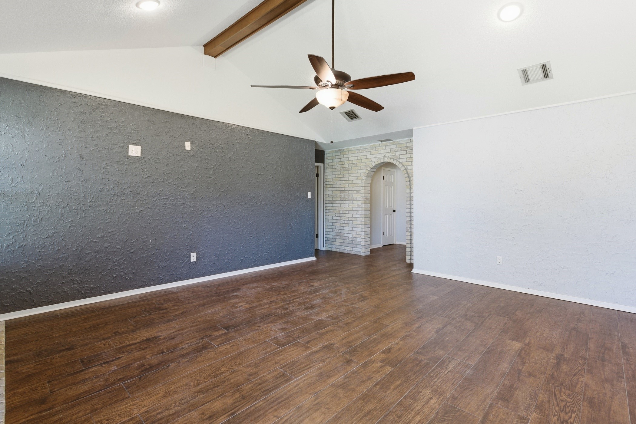 3721 Avenue R Property Photo 9