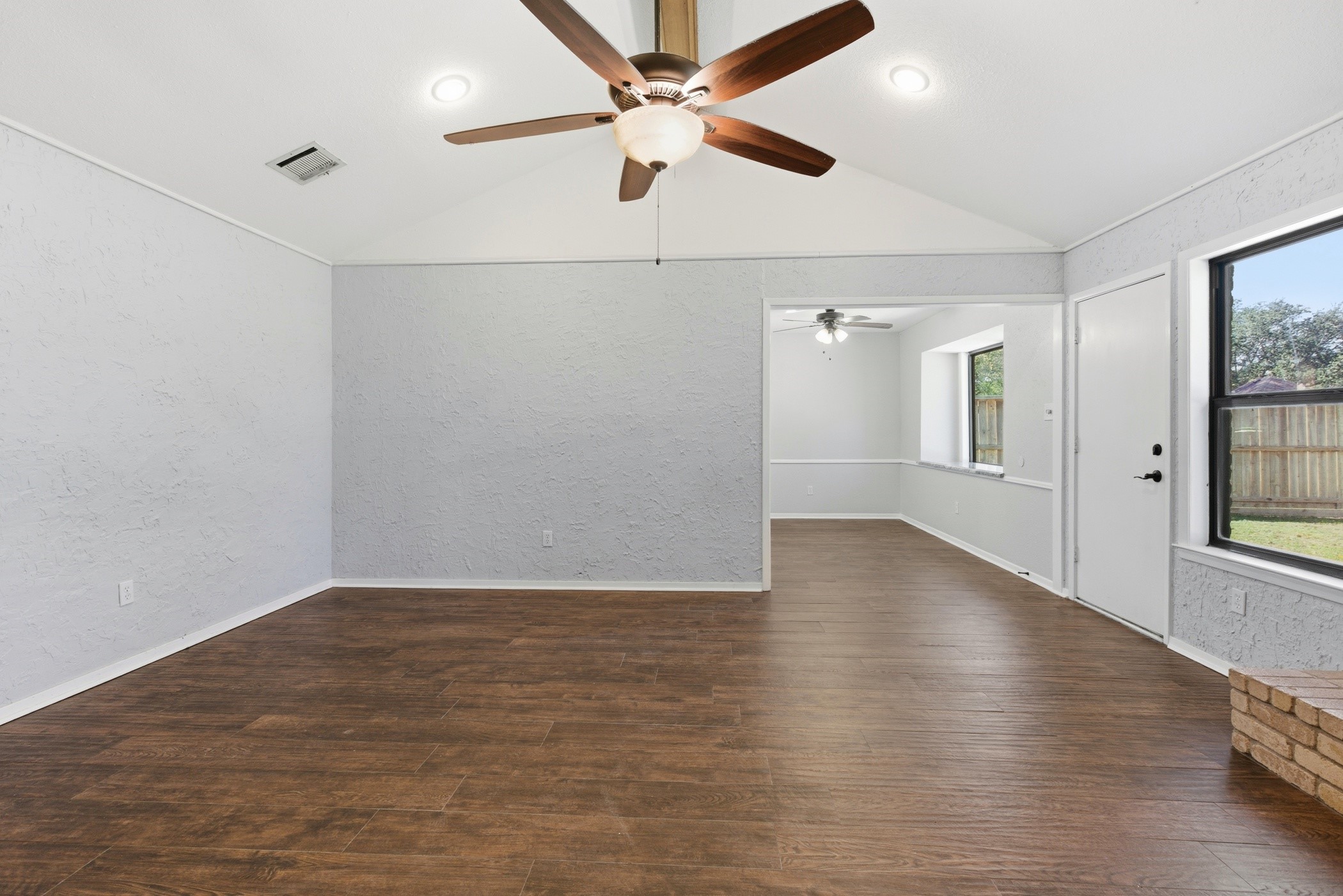 3721 Avenue R Property Photo 11