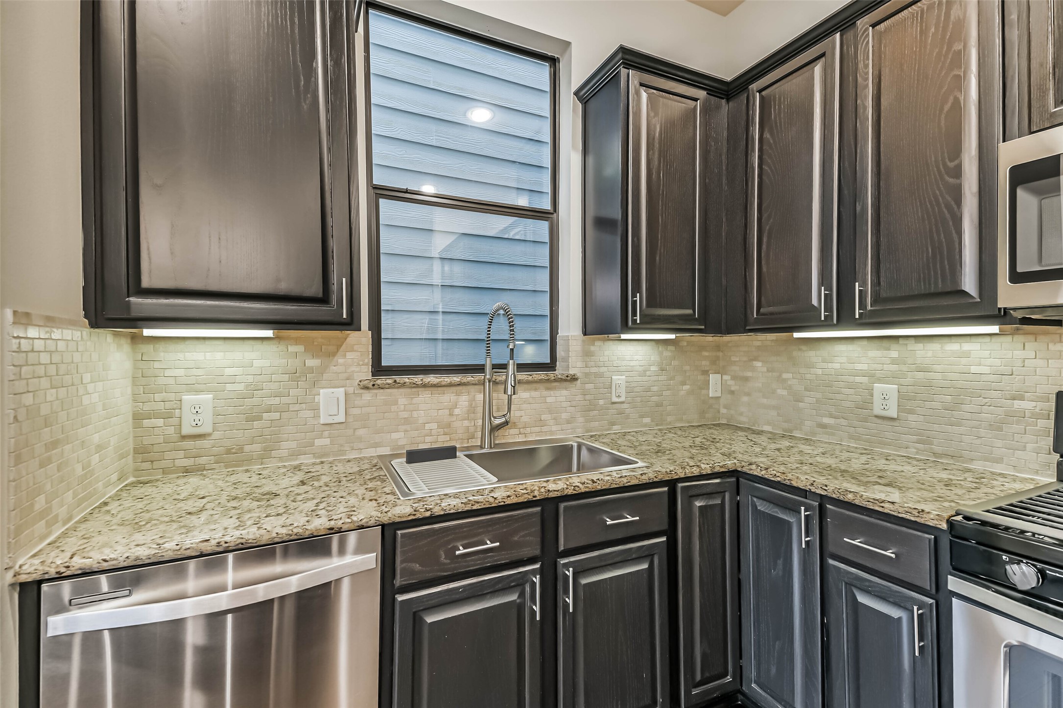9409 Blalock Tree Court Property Photo 11