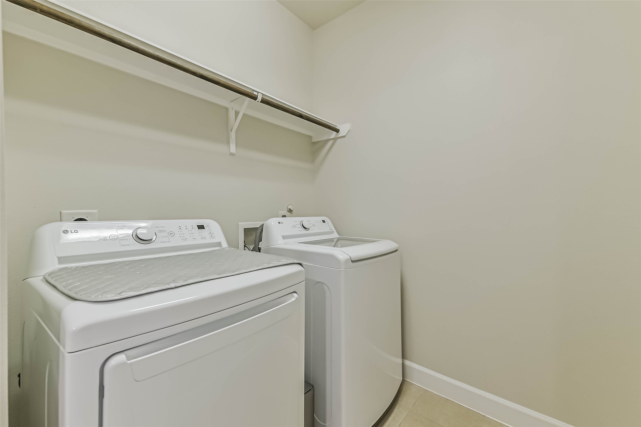 9409 Blalock Tree Court Property Photo 27