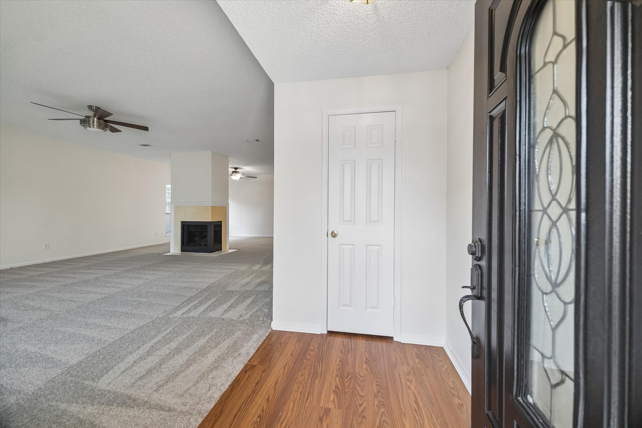 18158 Garden Manor Drive Property Photo 3