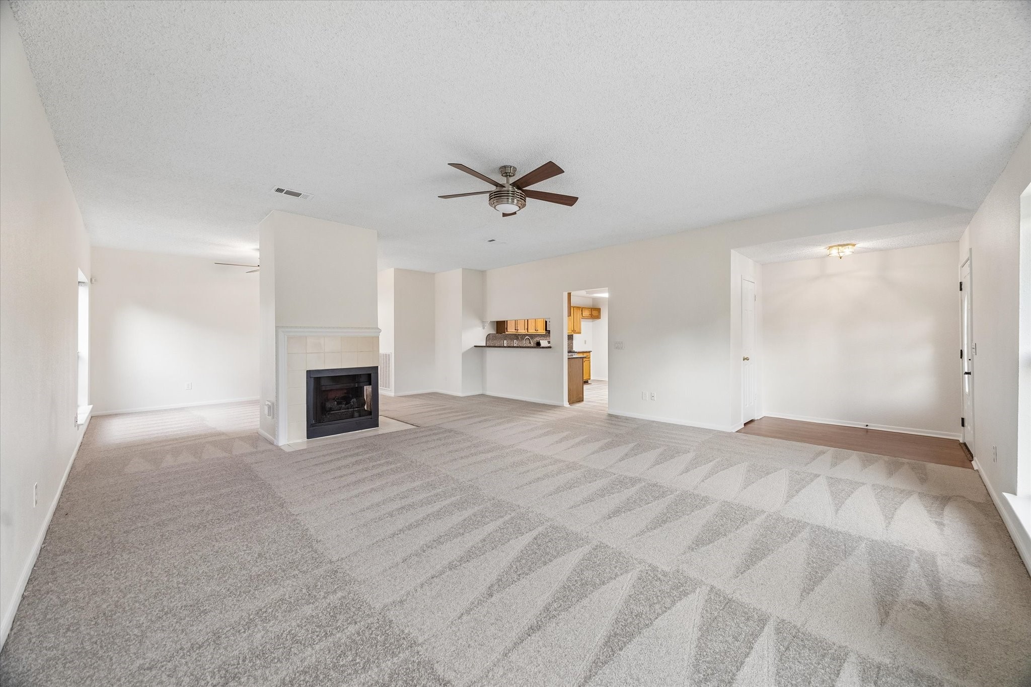 18158 Garden Manor Drive Property Photo 5