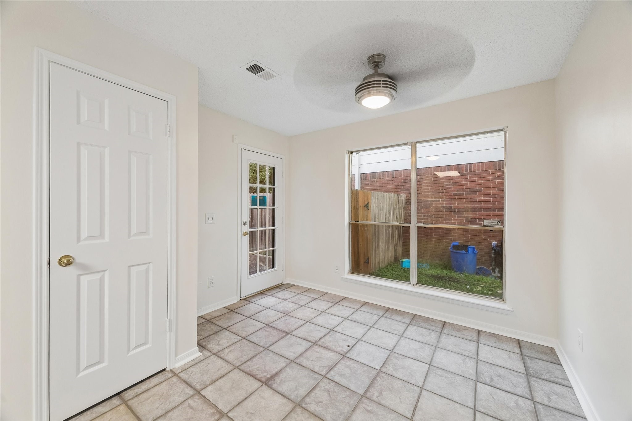 18158 Garden Manor Drive Property Photo 11