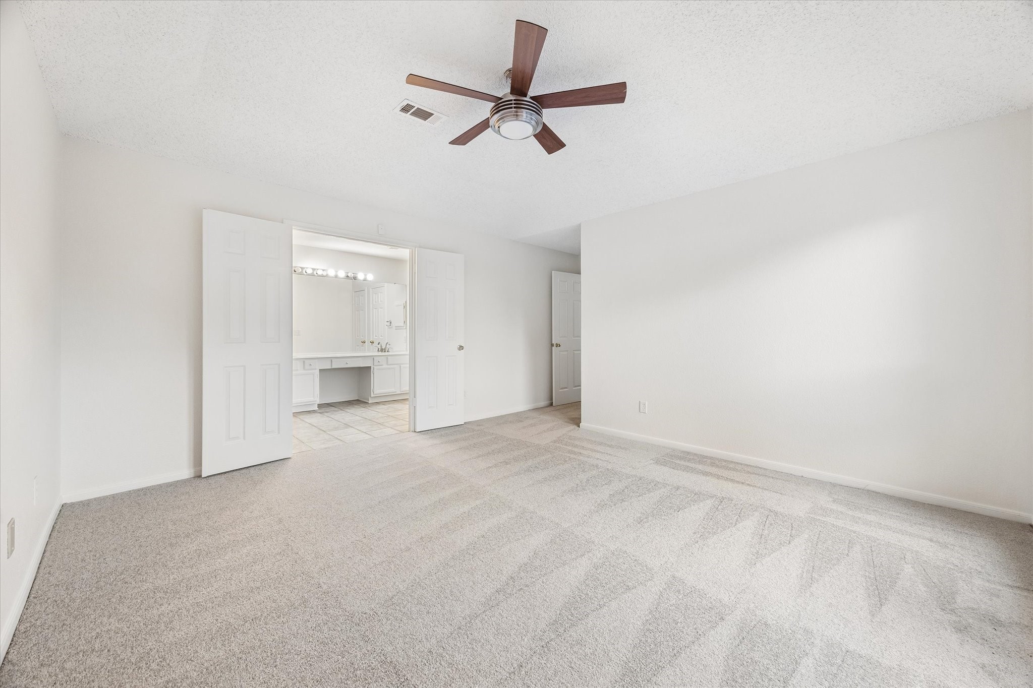 18158 Garden Manor Drive Property Photo 15