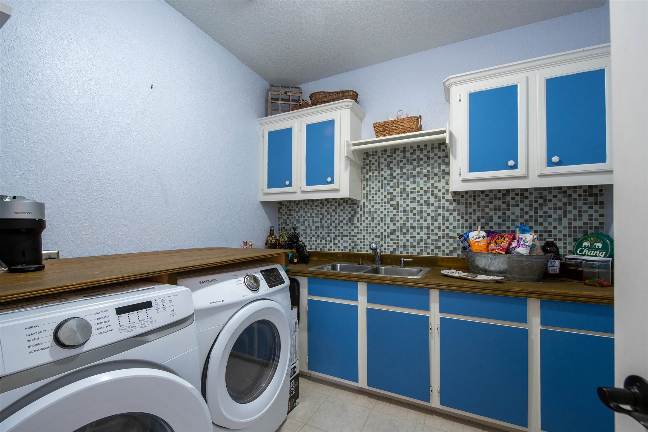 318 Sunset Circle Property Photo 14