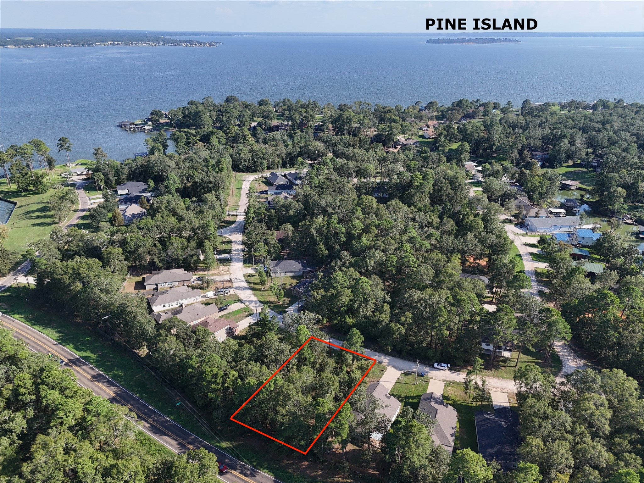 Na Village Cove Loop Property Photo 3
