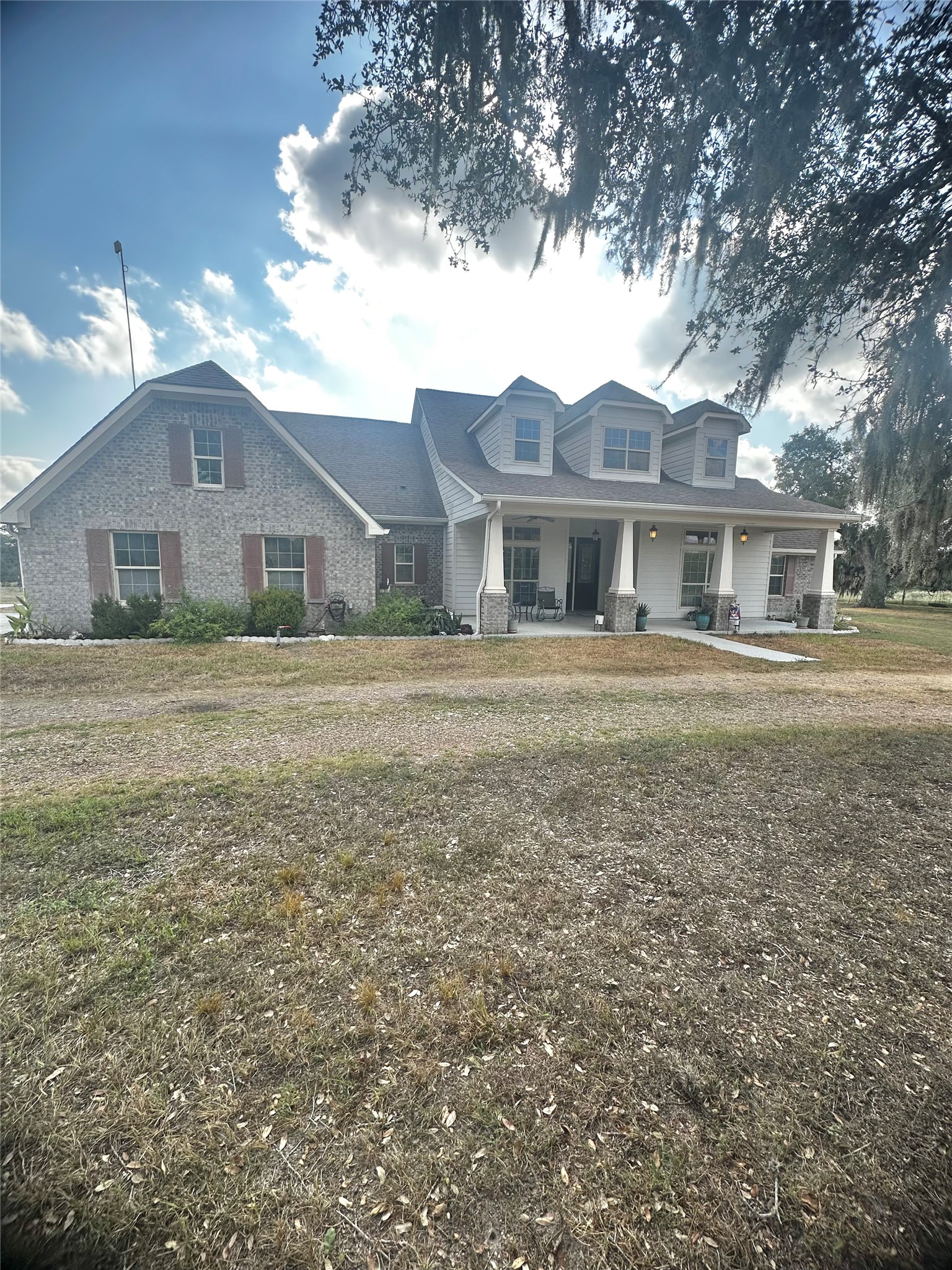 1684 Zengerle Rd Property Photo 1