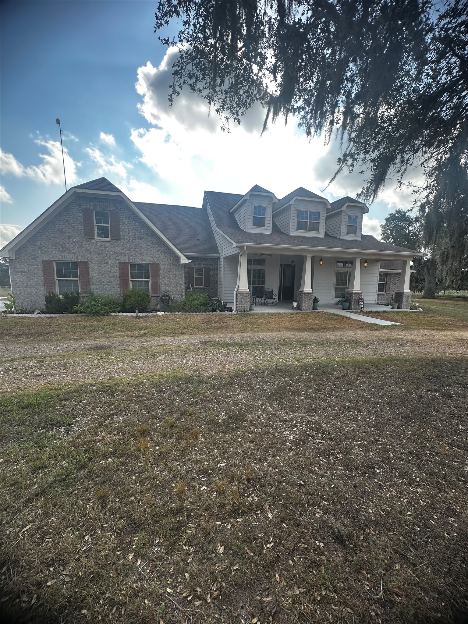 1684 Zengerle Rd Property Photo 5