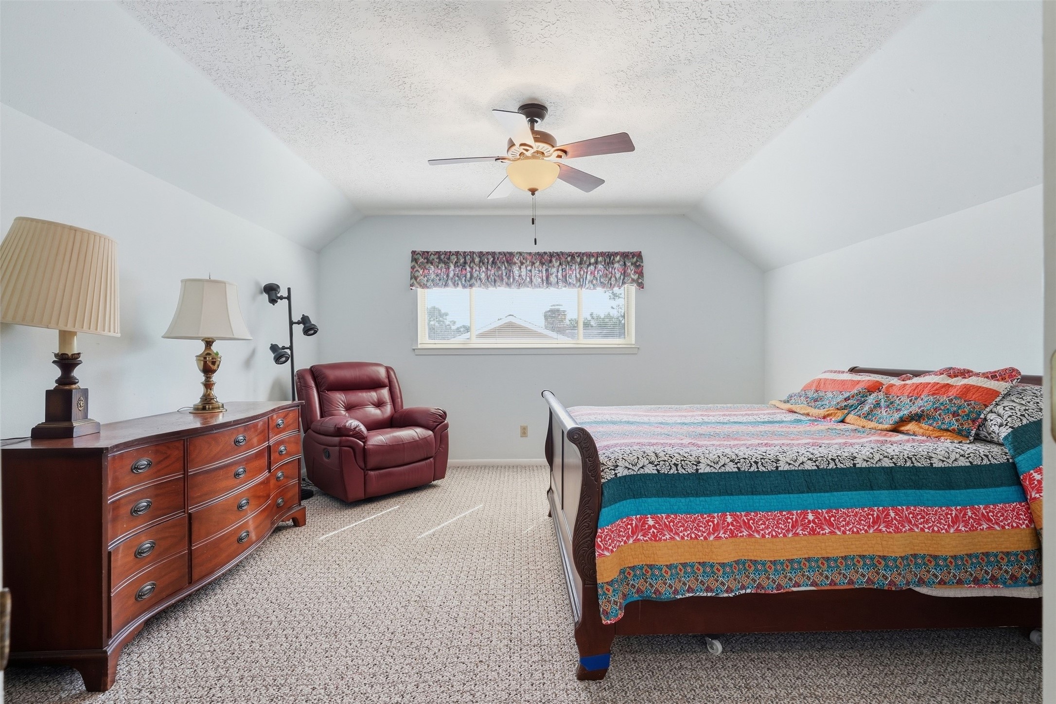 3903 Ecuador Drive Property Photo 14