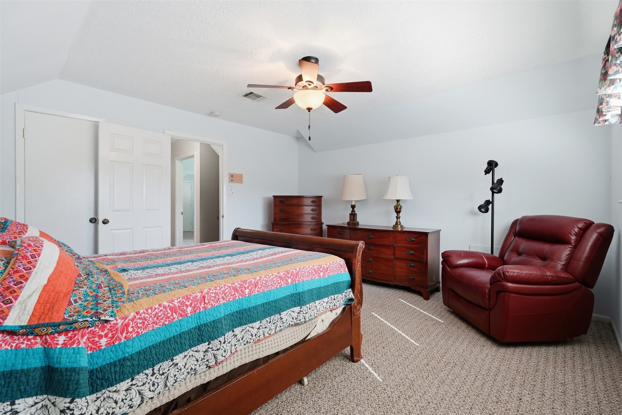 3903 Ecuador Drive Property Photo 15
