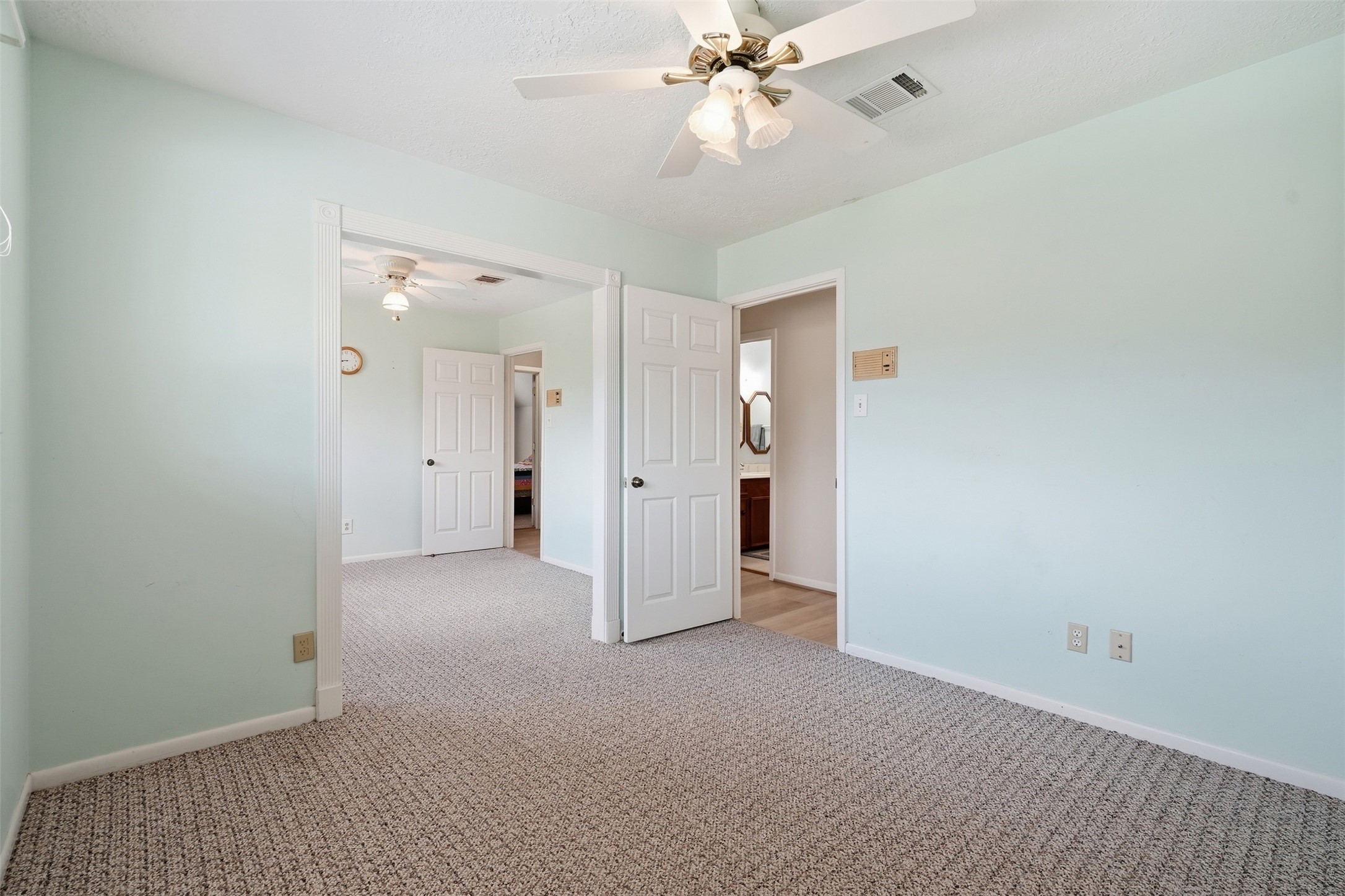 3903 Ecuador Drive Property Photo 19