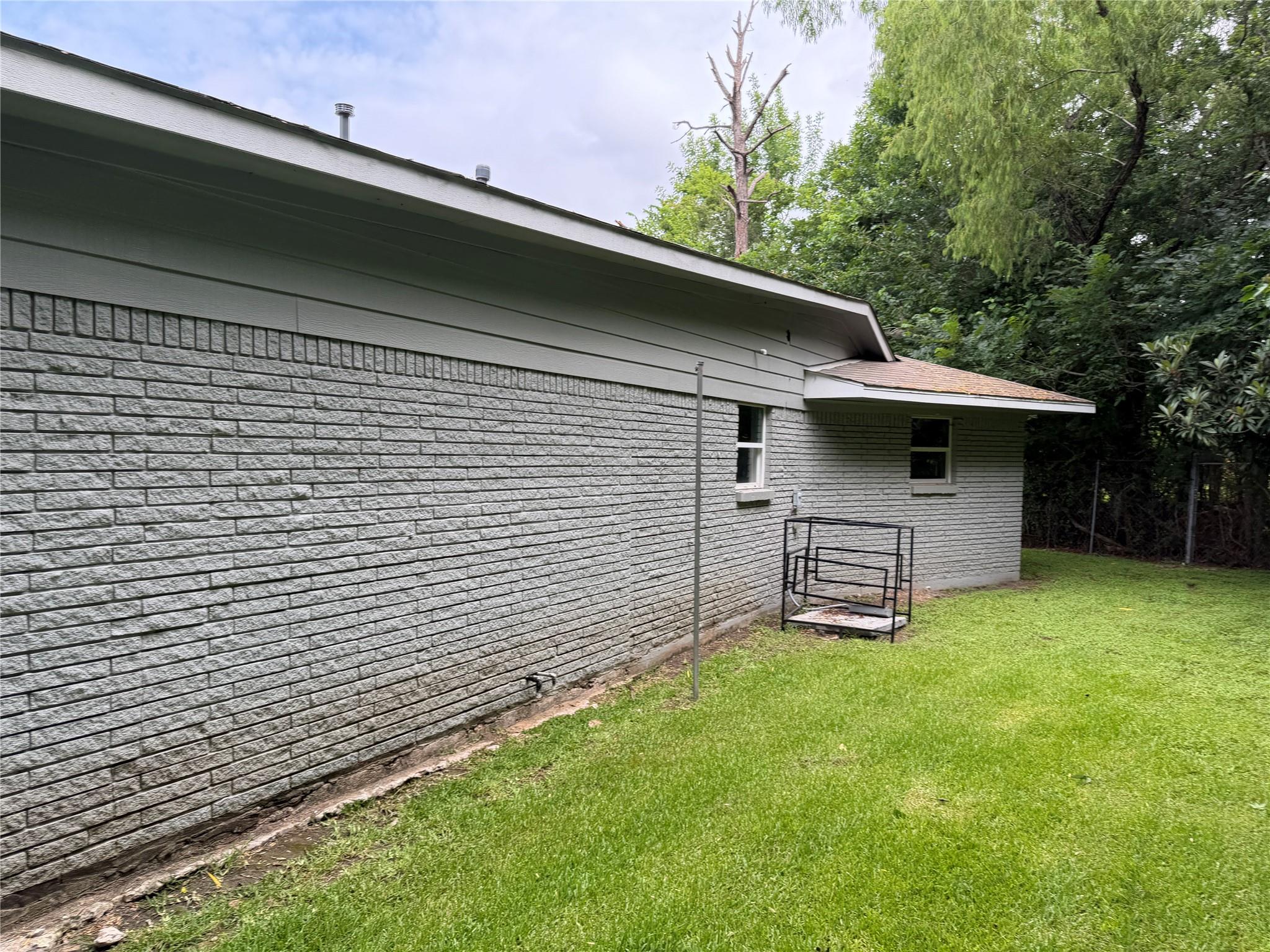 7209 La Salette Street Property Photo 19