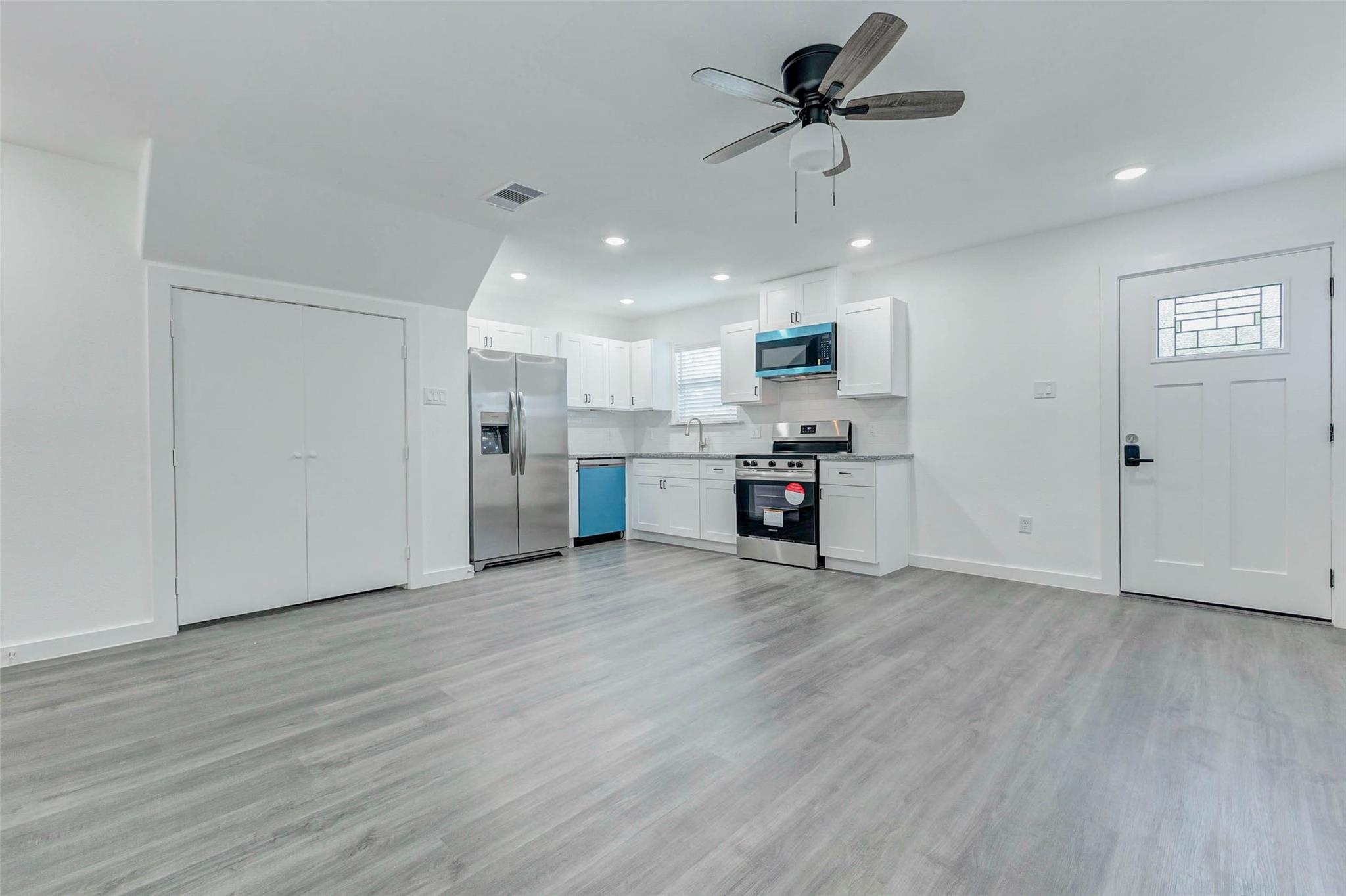 8218 Bigwood Street, Houston Tx 77078 Property Photo 4