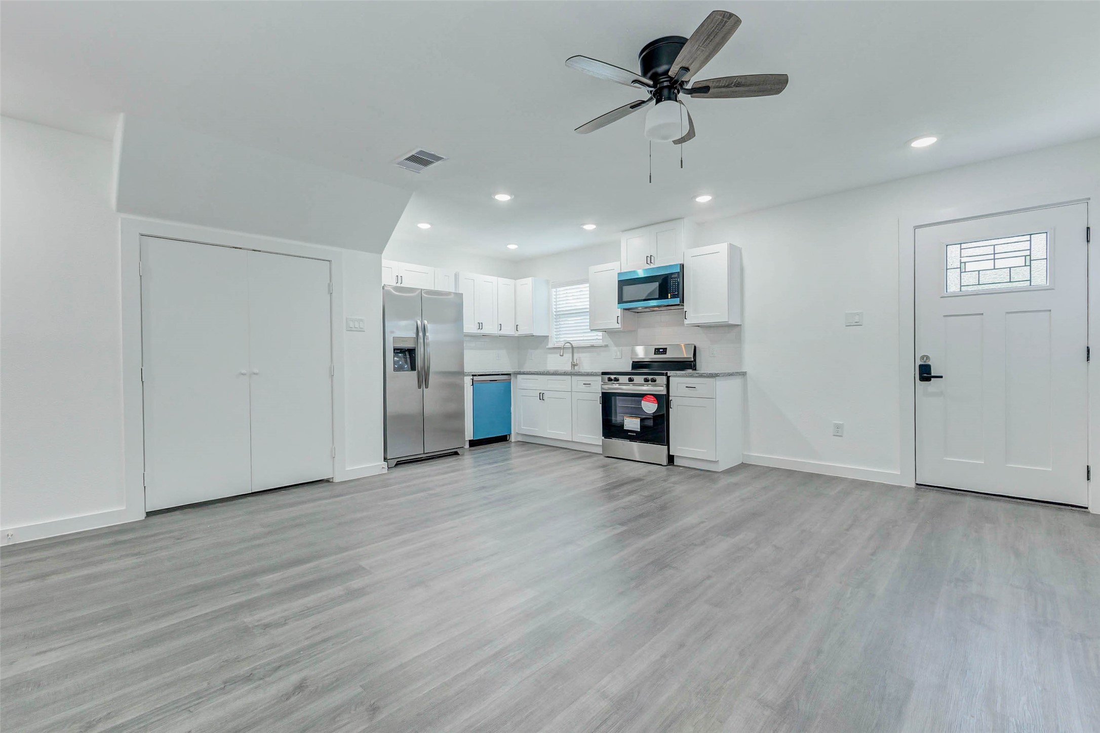 8218 Bigwood Street A/b Property Photo 4