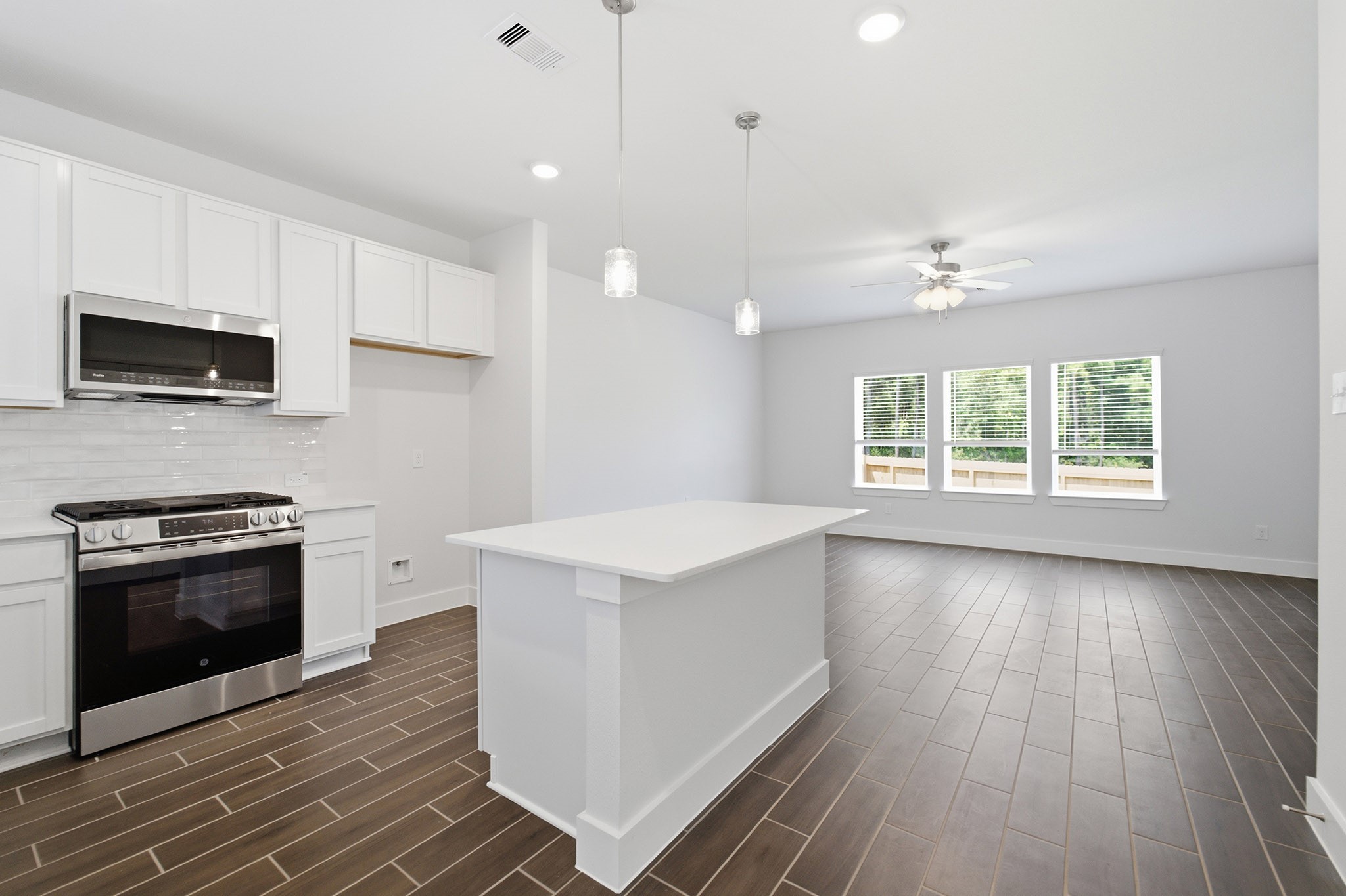 25112 Gold Dust Drive Property Photo 11