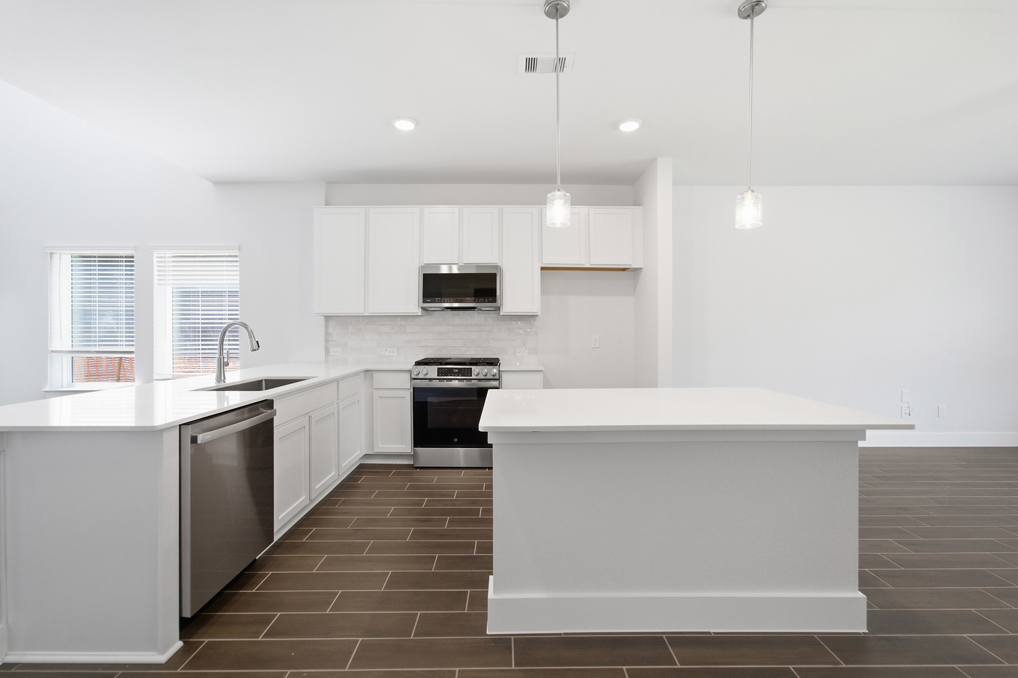 25112 Gold Dust Drive Property Photo 13