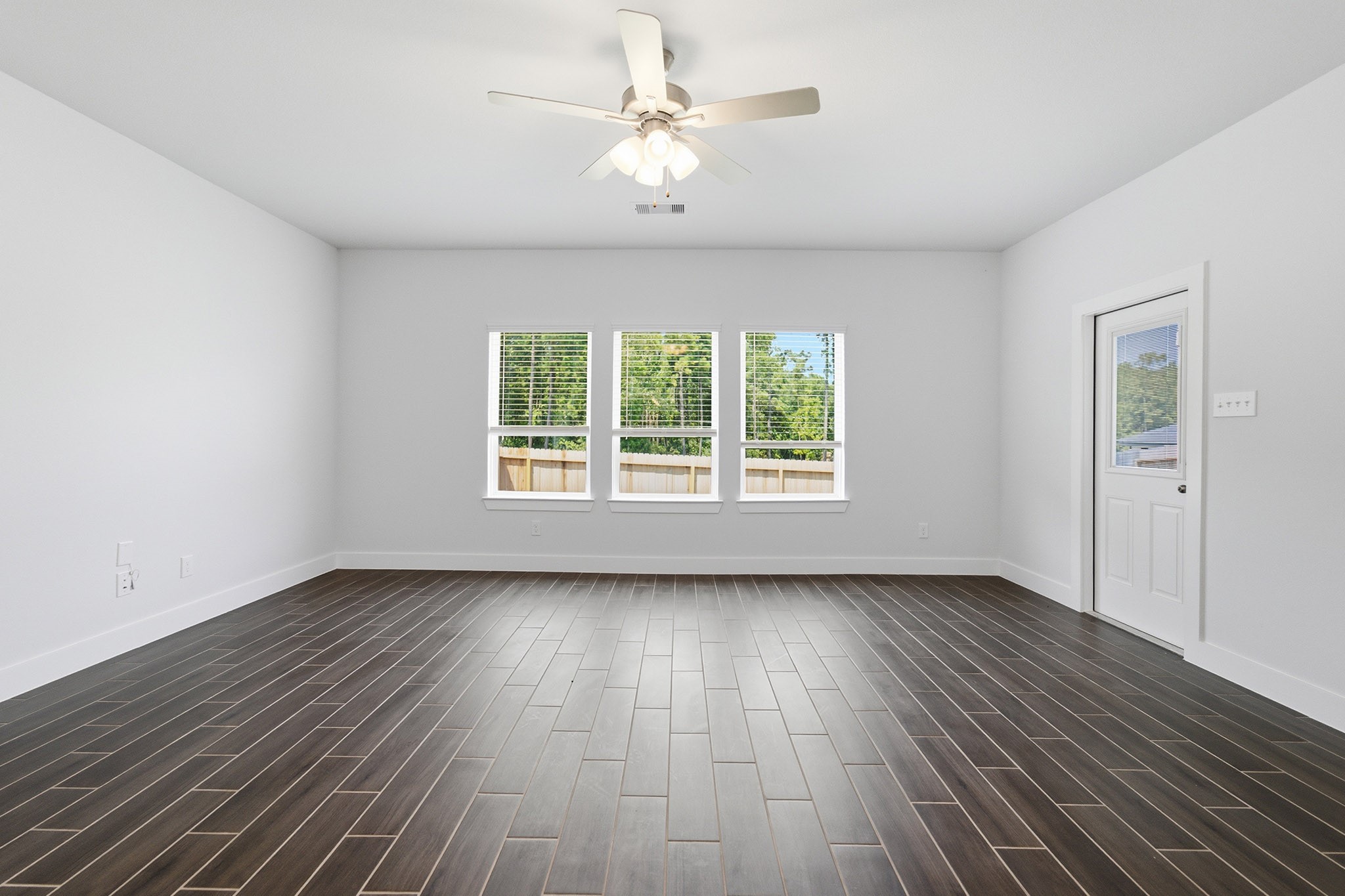 25112 Gold Dust Drive Property Photo 16