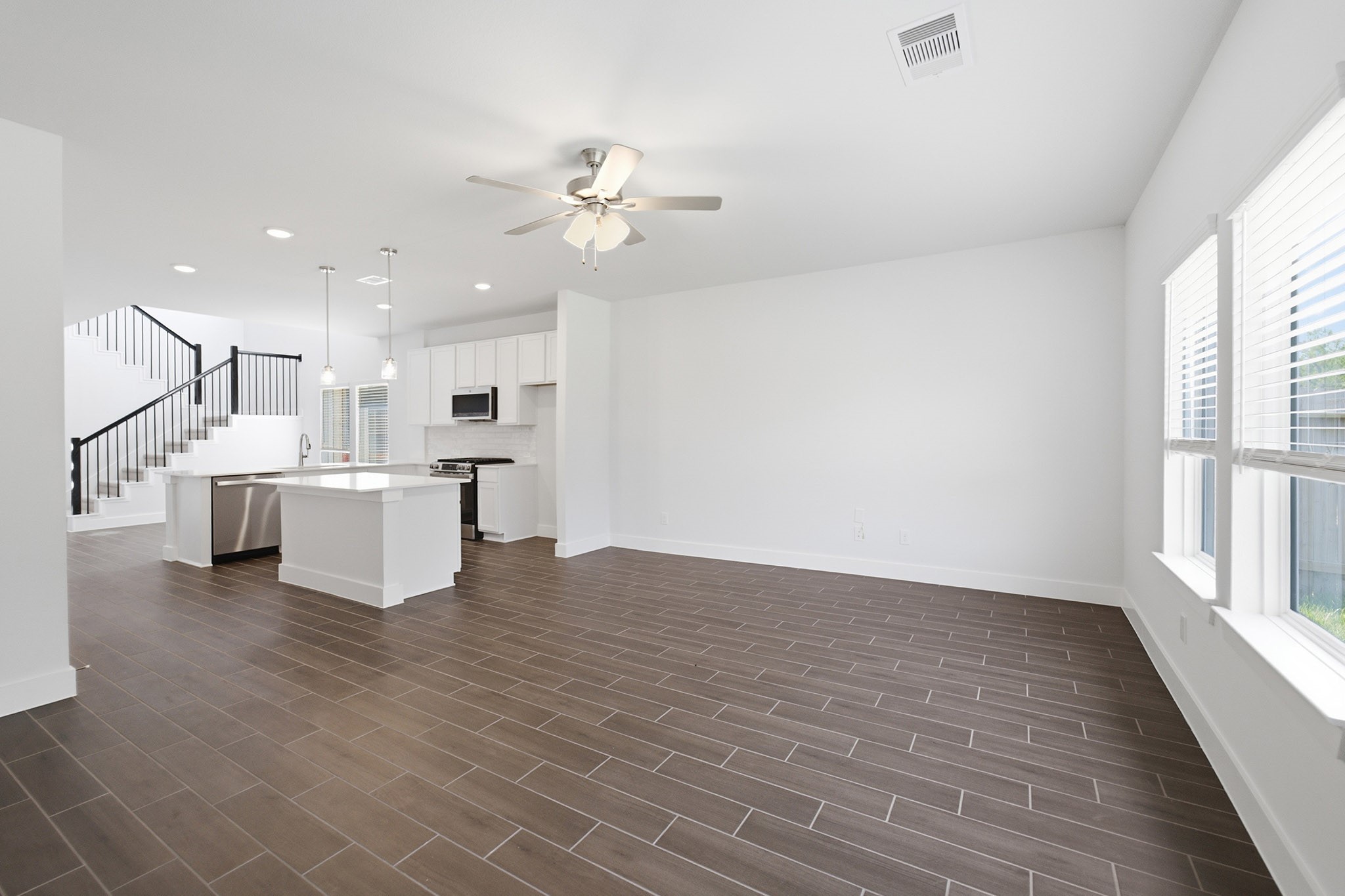 25112 Gold Dust Drive Property Photo 17