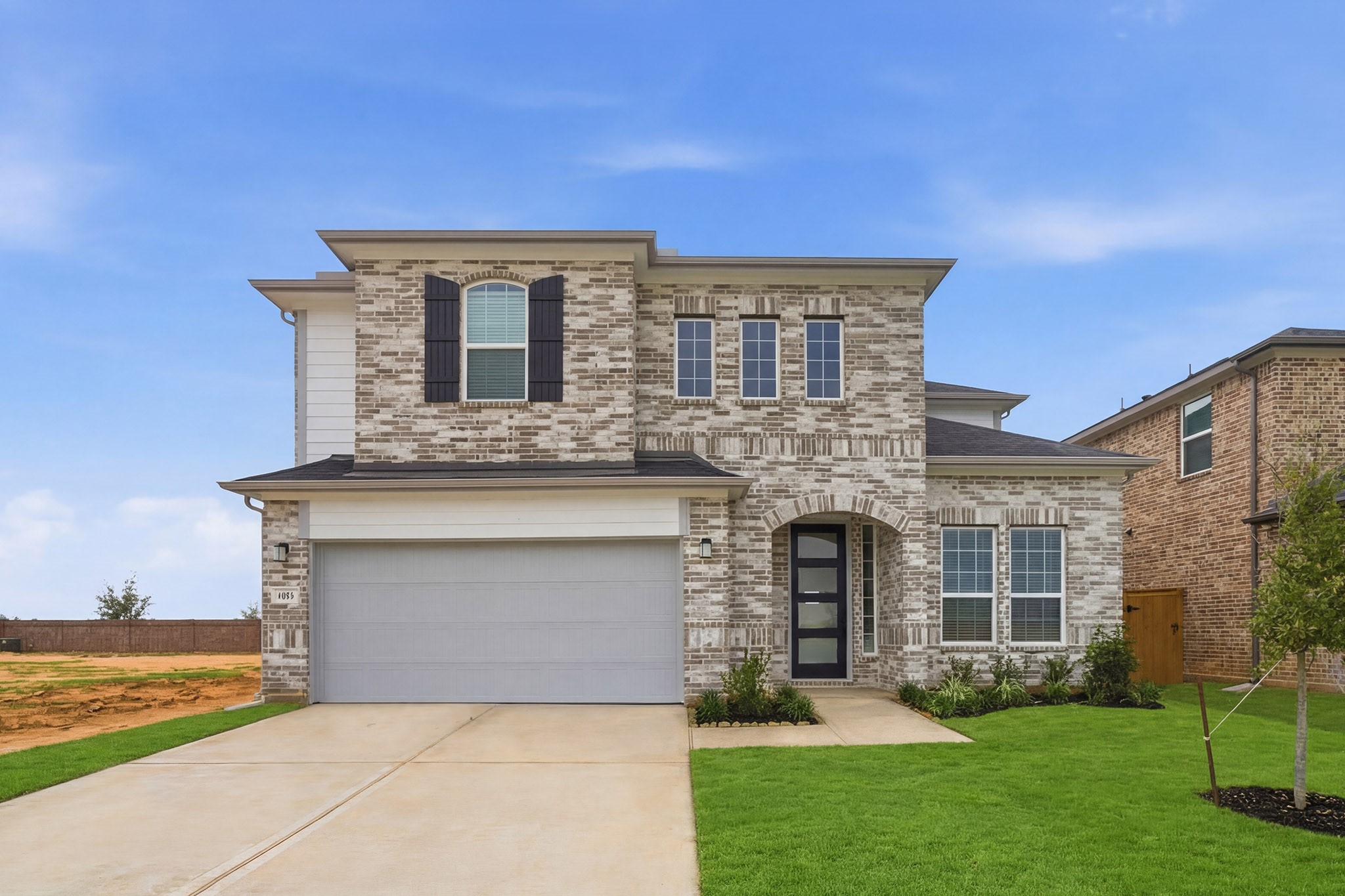 1172 Sunlit Circle Property Photo 1