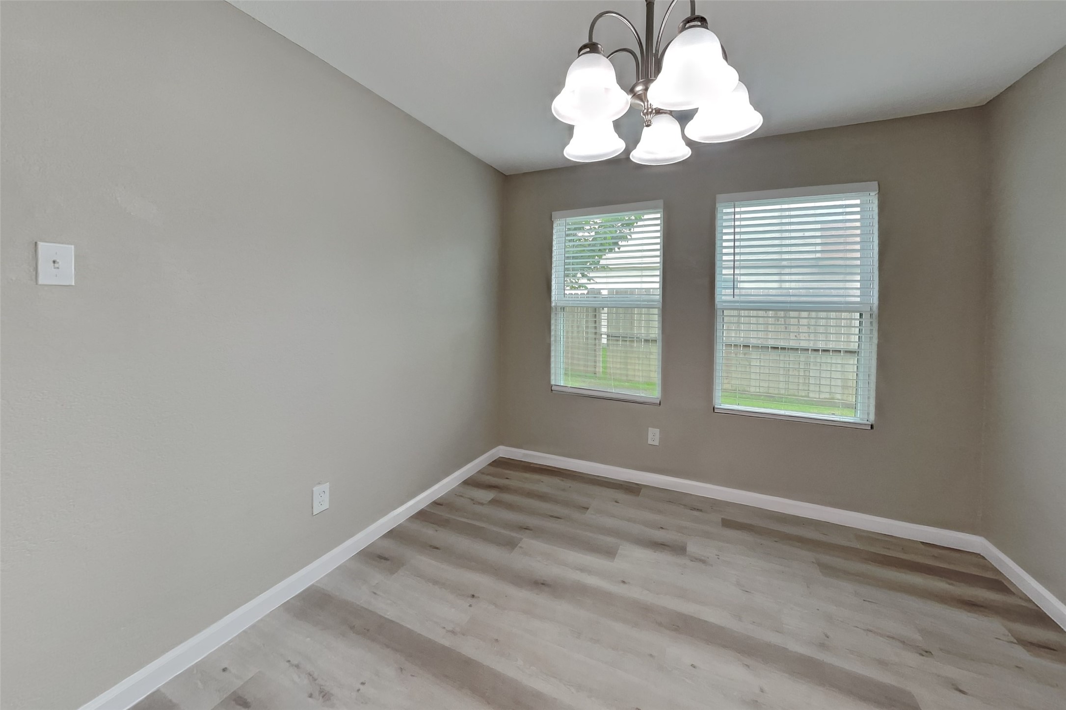 16778 N Thrasher Drive Property Photo 3