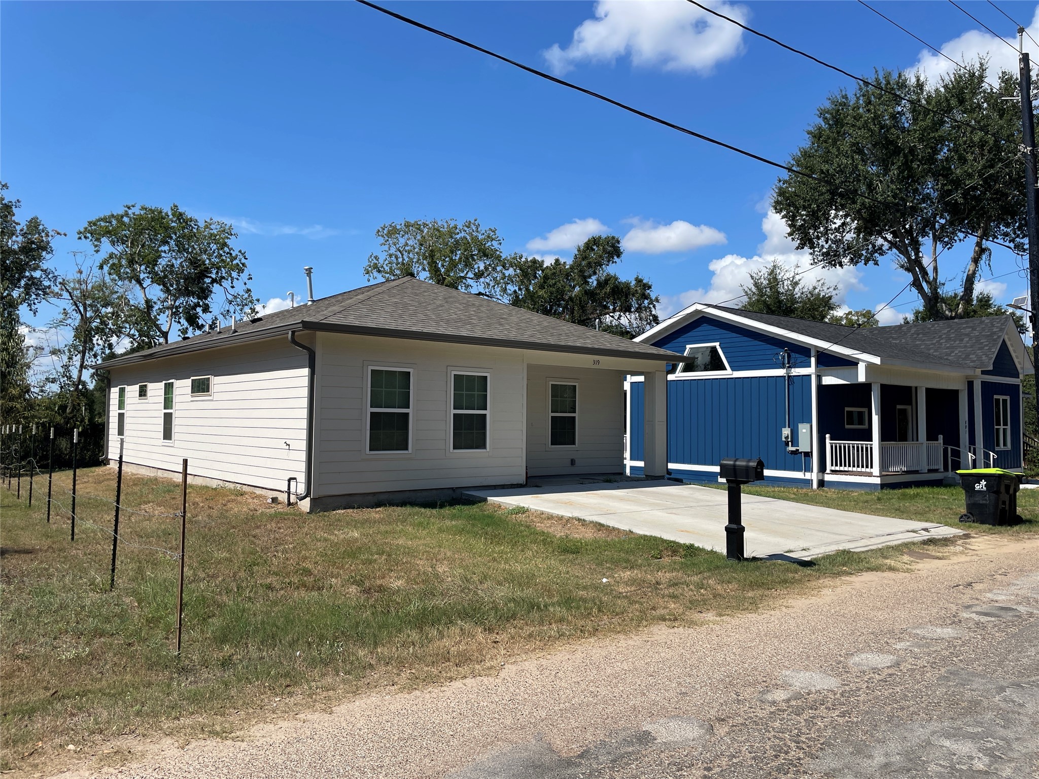 313 W A Street Property Photo 5