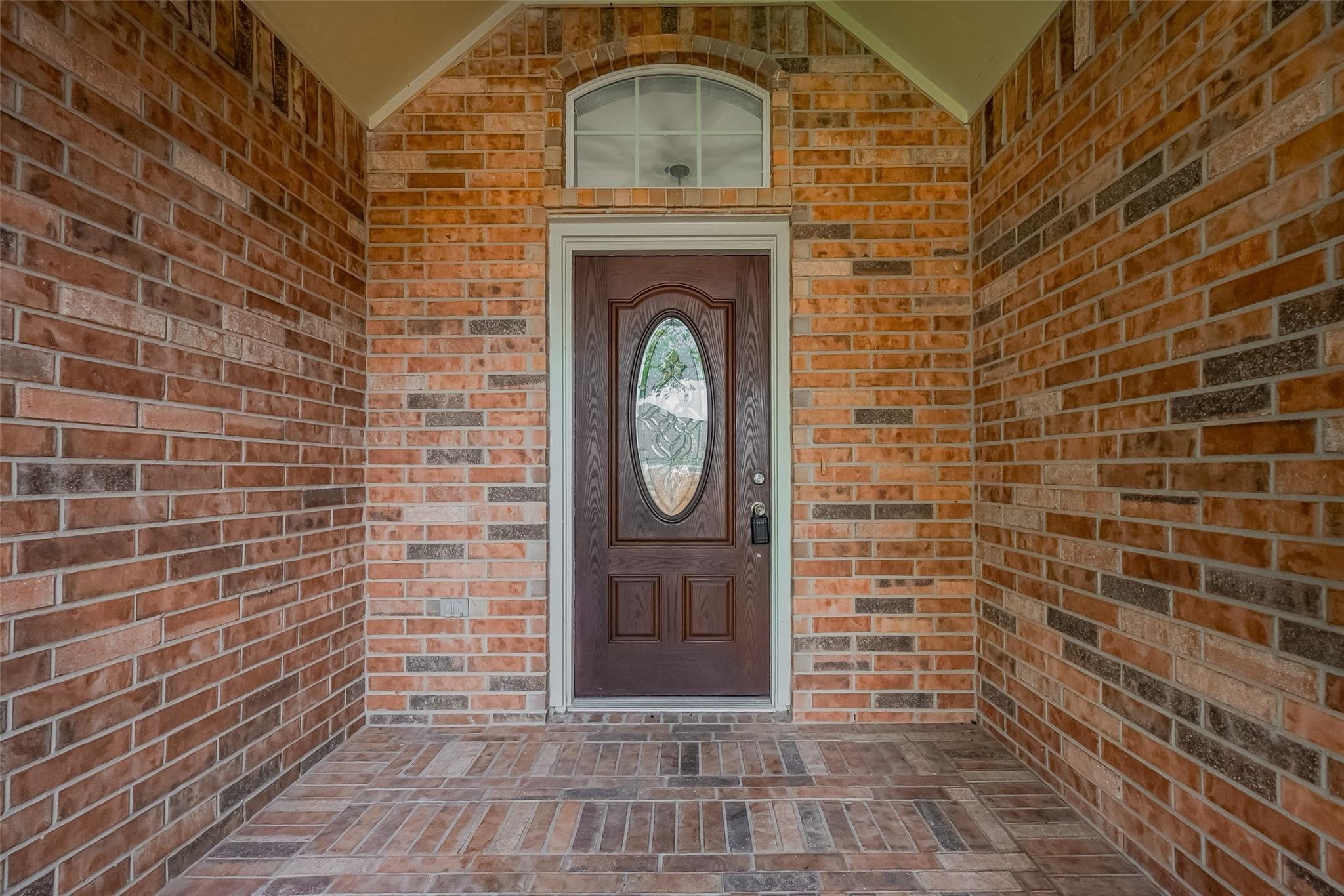 9631 Highland Pointe Drive Property Photo 5