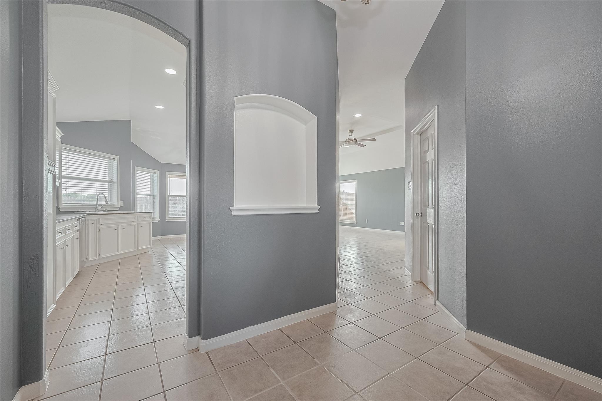 9631 Highland Pointe Drive Property Photo 7