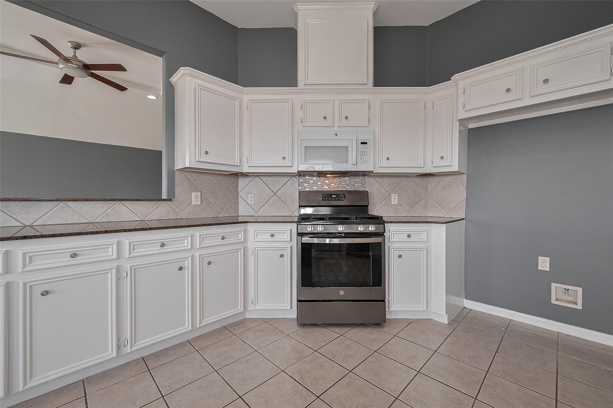 9631 Highland Pointe Drive Property Photo 17