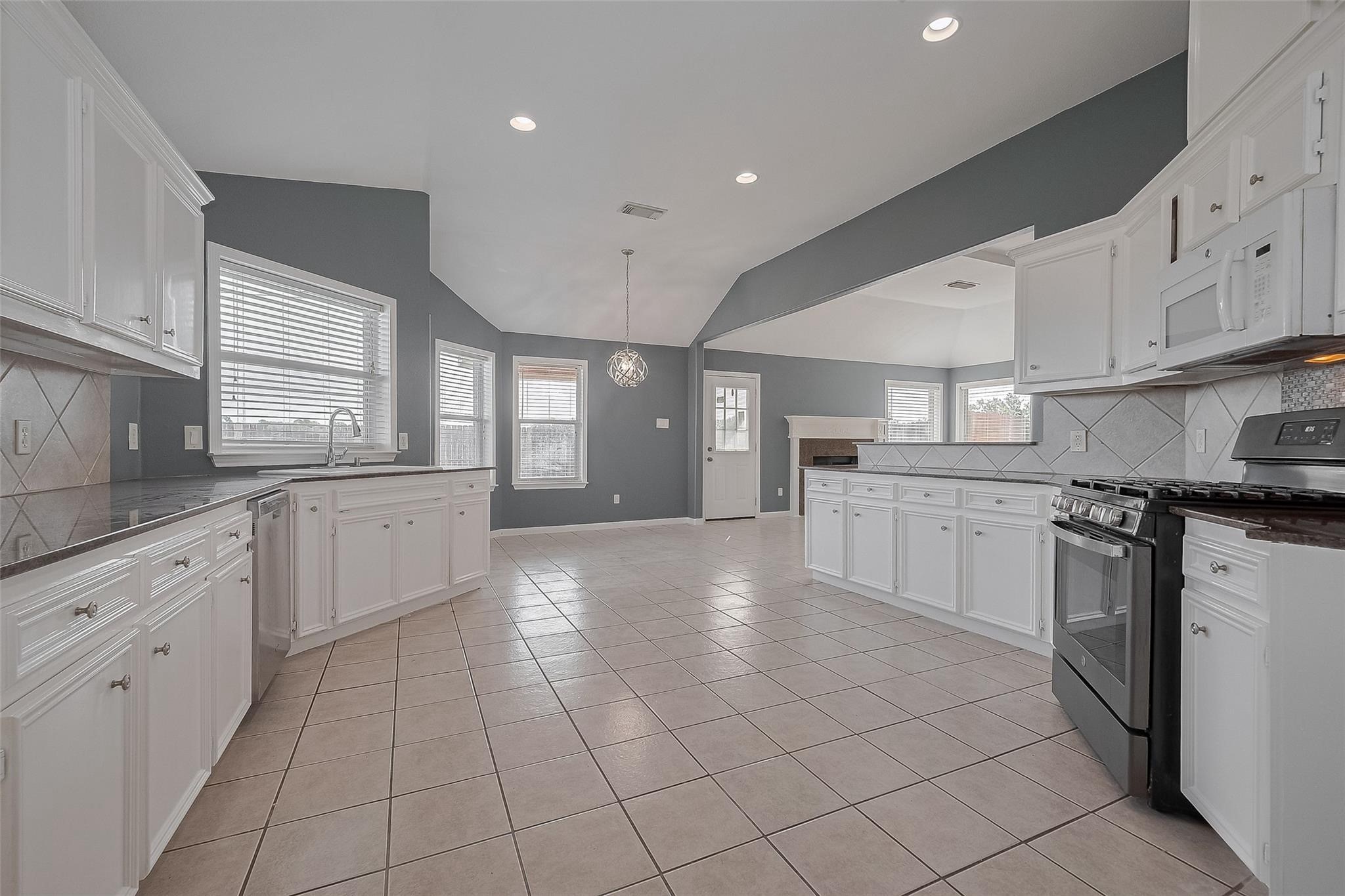 9631 Highland Pointe Drive Property Photo 21
