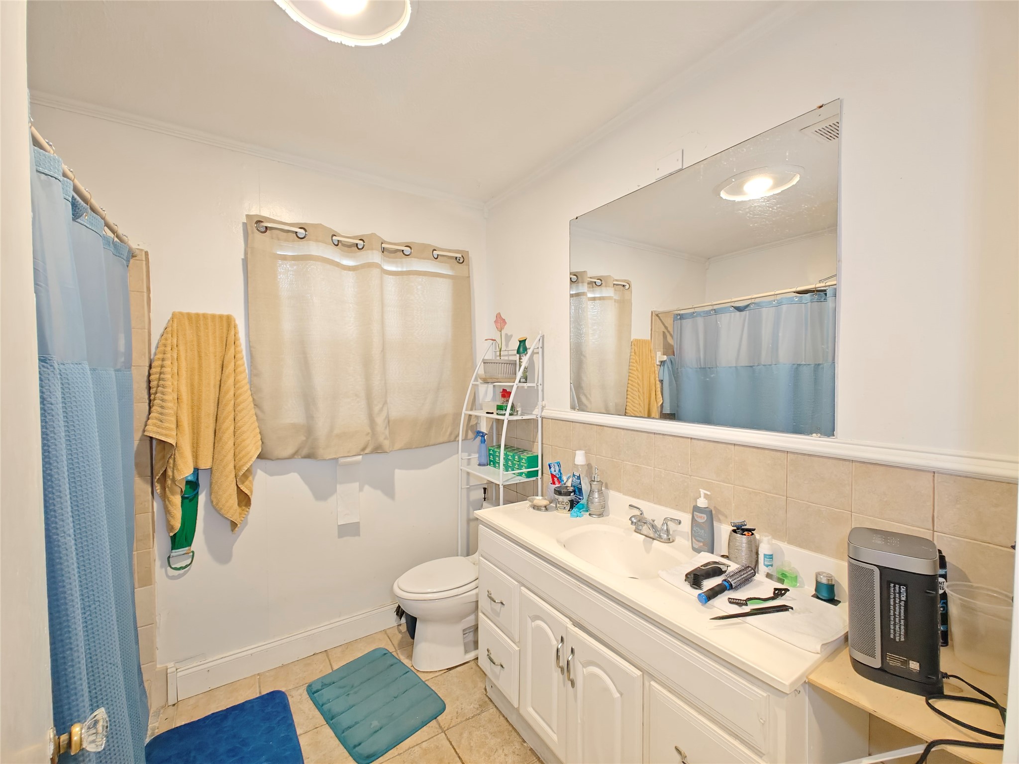 7931 Scanlock Street Property Photo 7