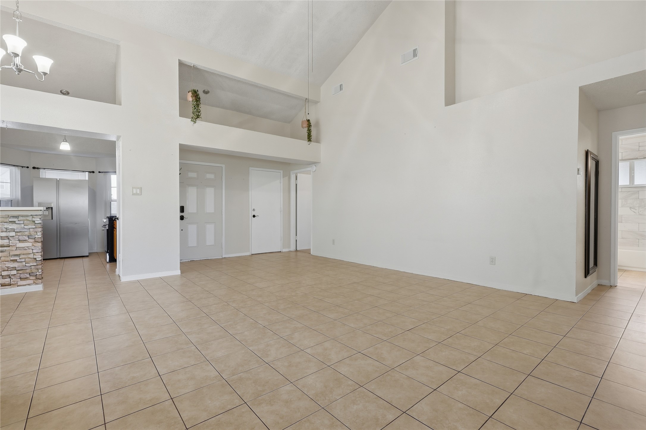 20410 Blue Beech Drive Property Photo 5