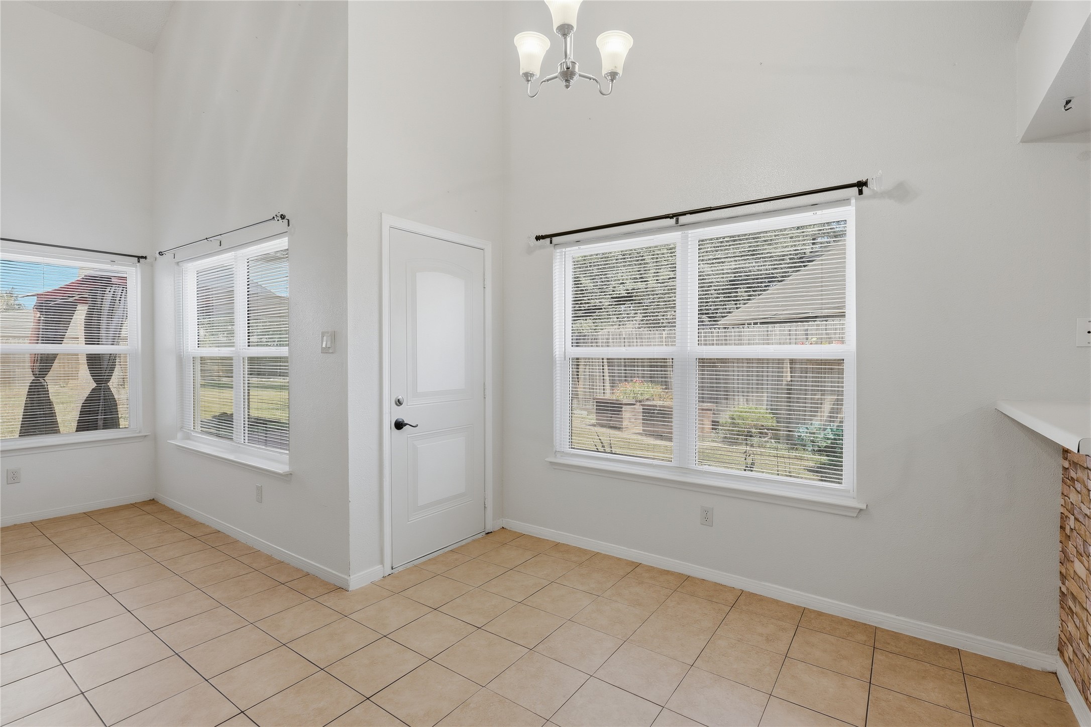 20410 Blue Beech Drive Property Photo 11