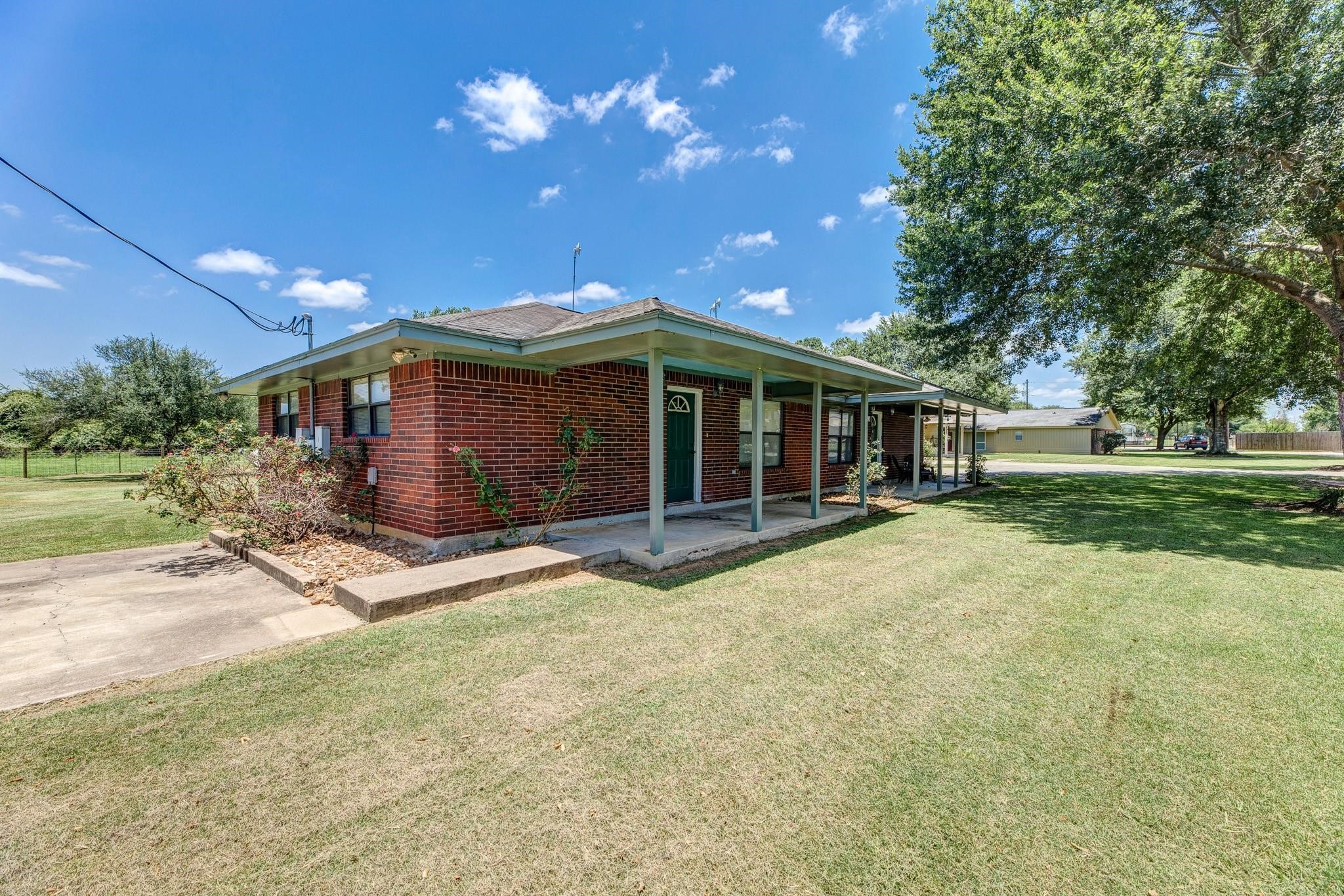 37557 Meadowview Drive Property Photo 8