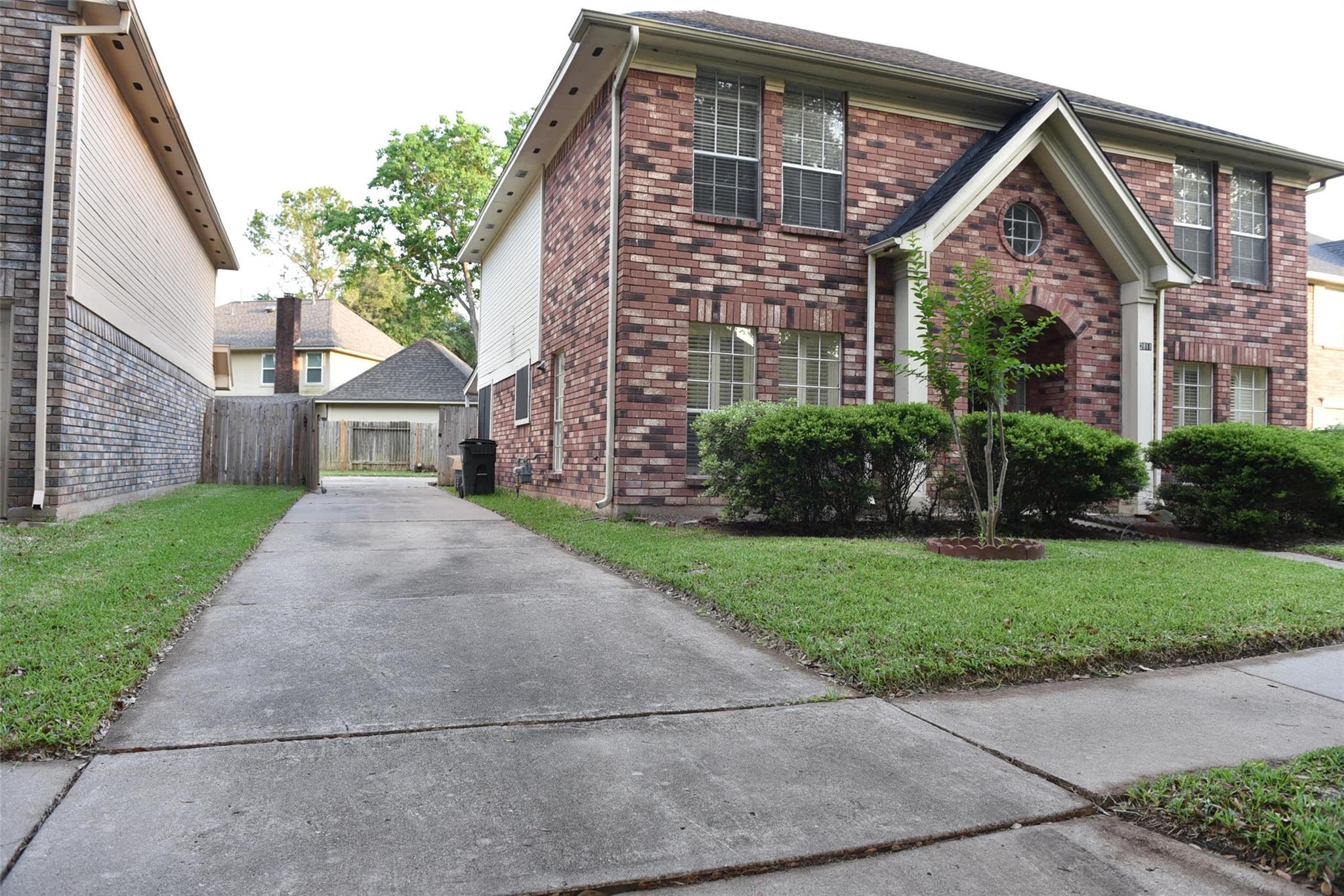 2811 Grants River Circle Property Photo 2