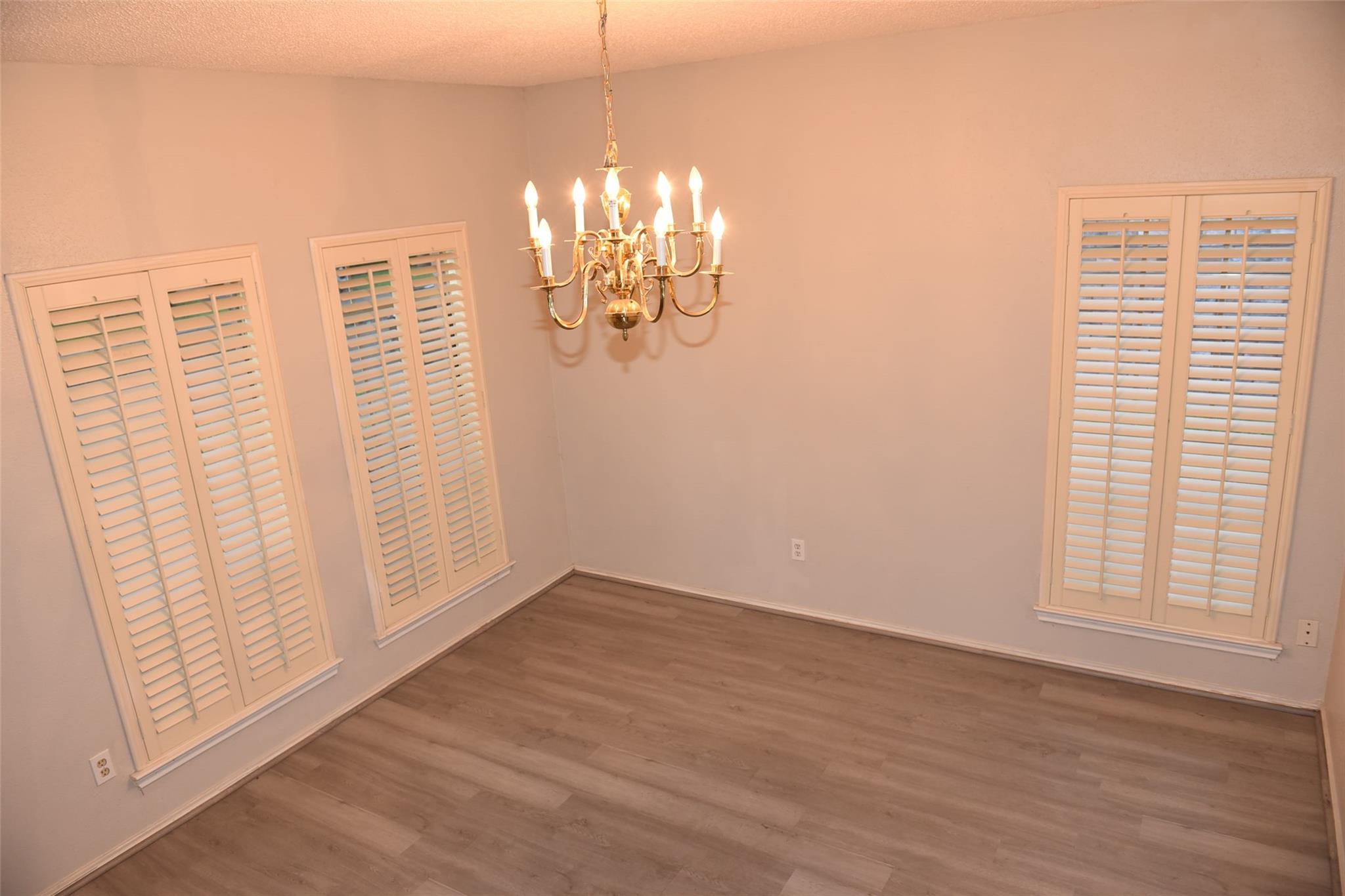 2811 Grants River Circle Property Photo 4