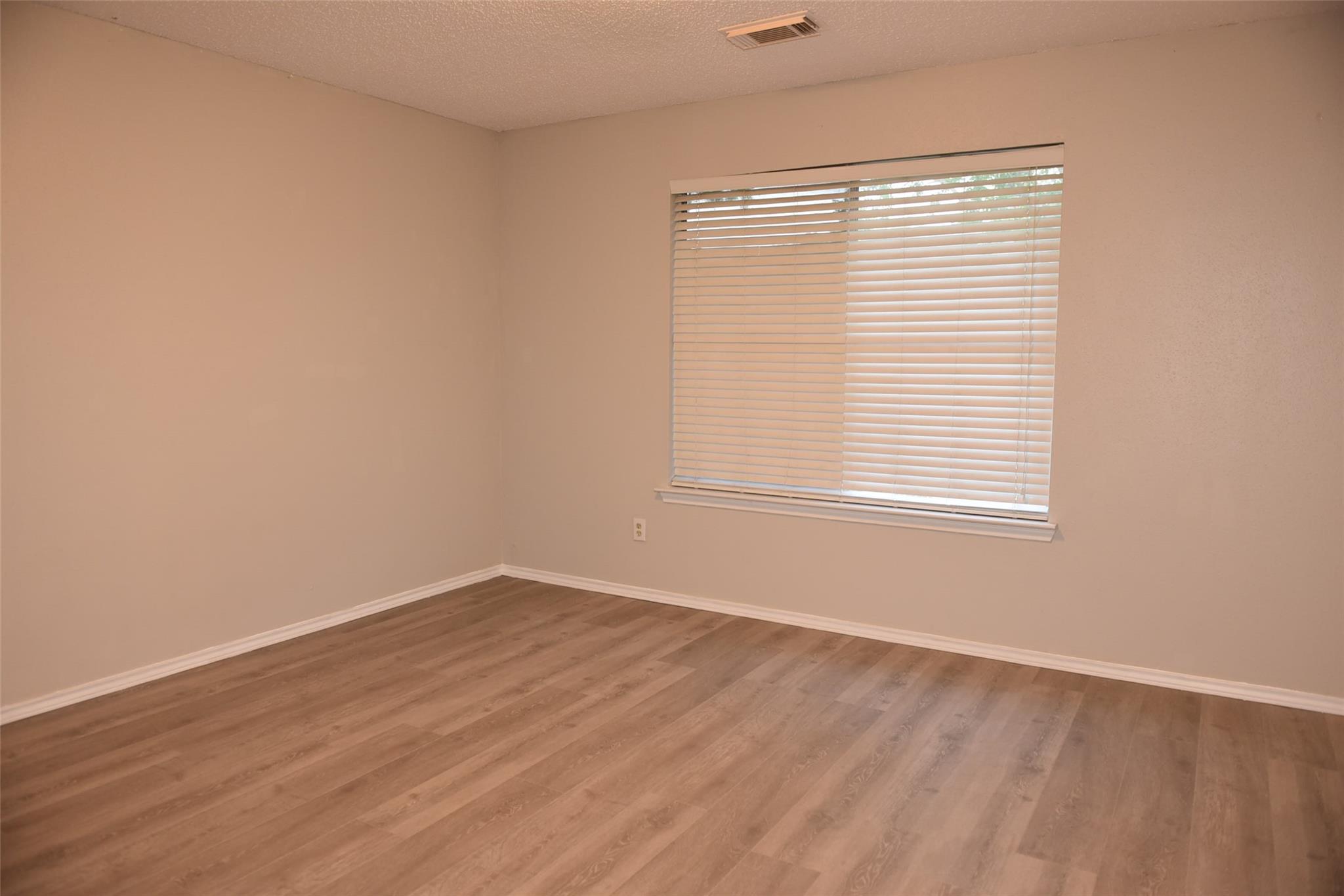 2811 Grants River Circle Property Photo 28
