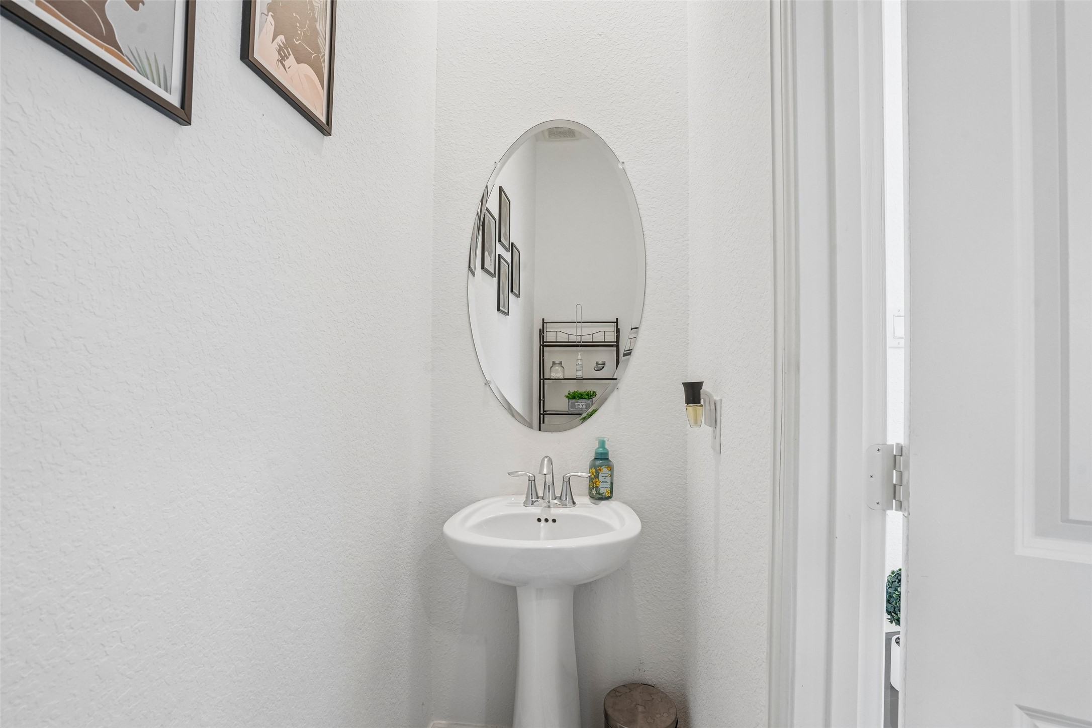 1810 Ryon Falls Drive Property Photo 14