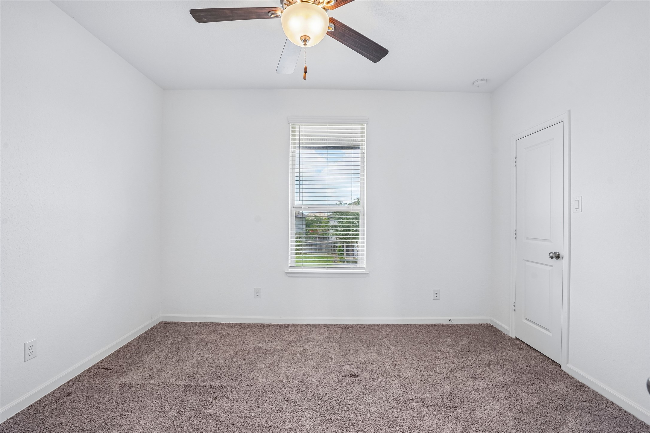 1810 Ryon Falls Drive Property Photo 19