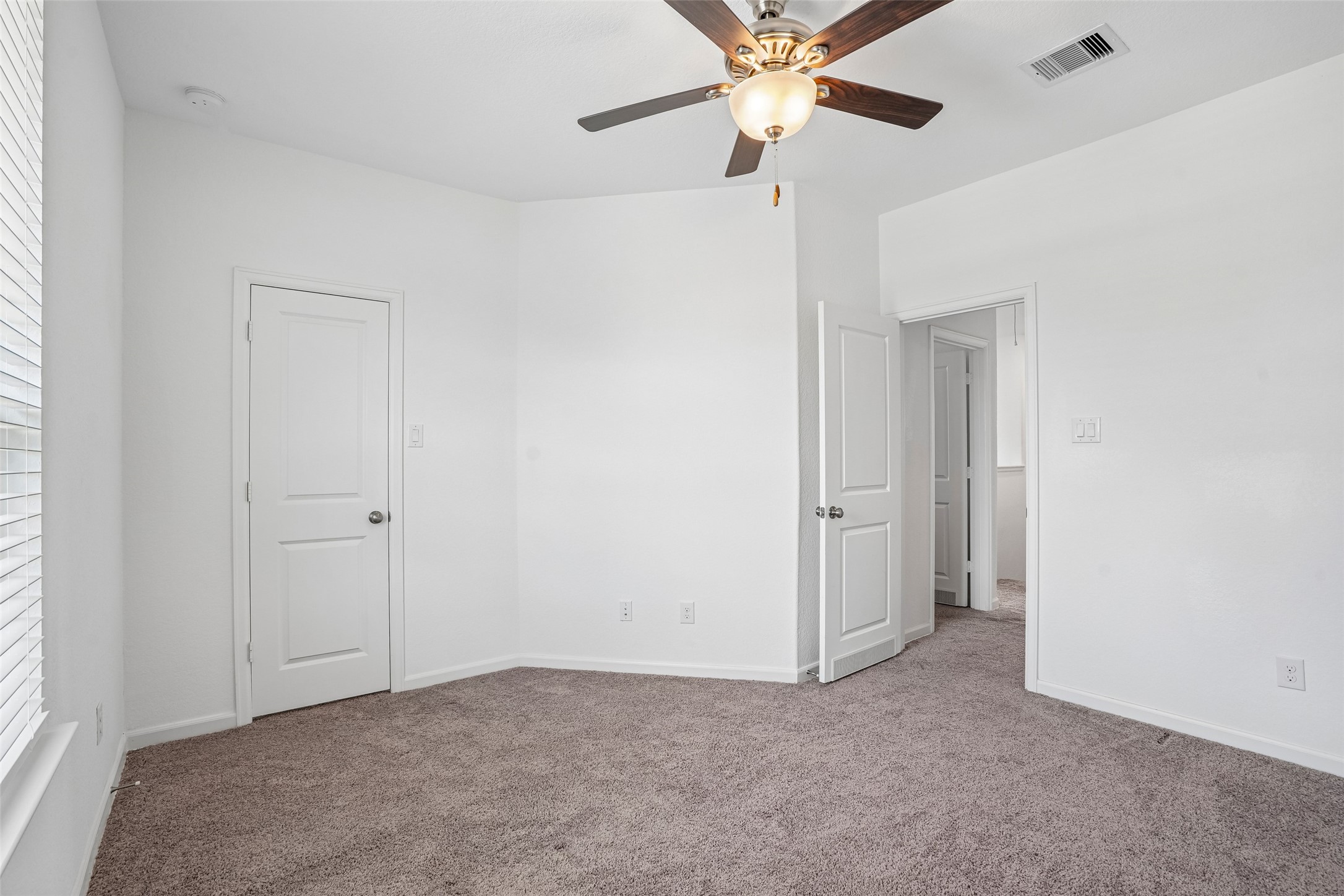 1810 Ryon Falls Drive Property Photo 20