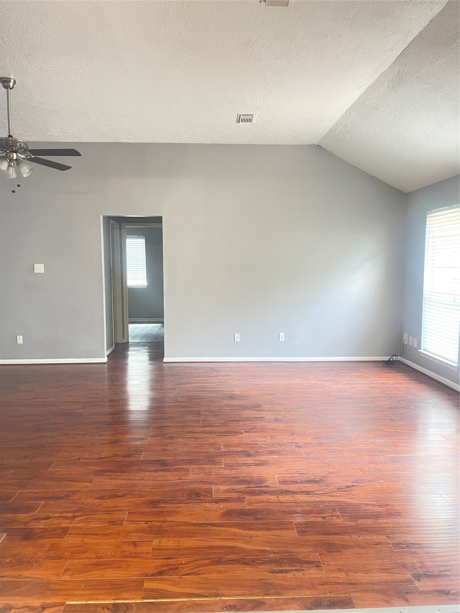 6406 Bayou Crest Drive Property Photo 6