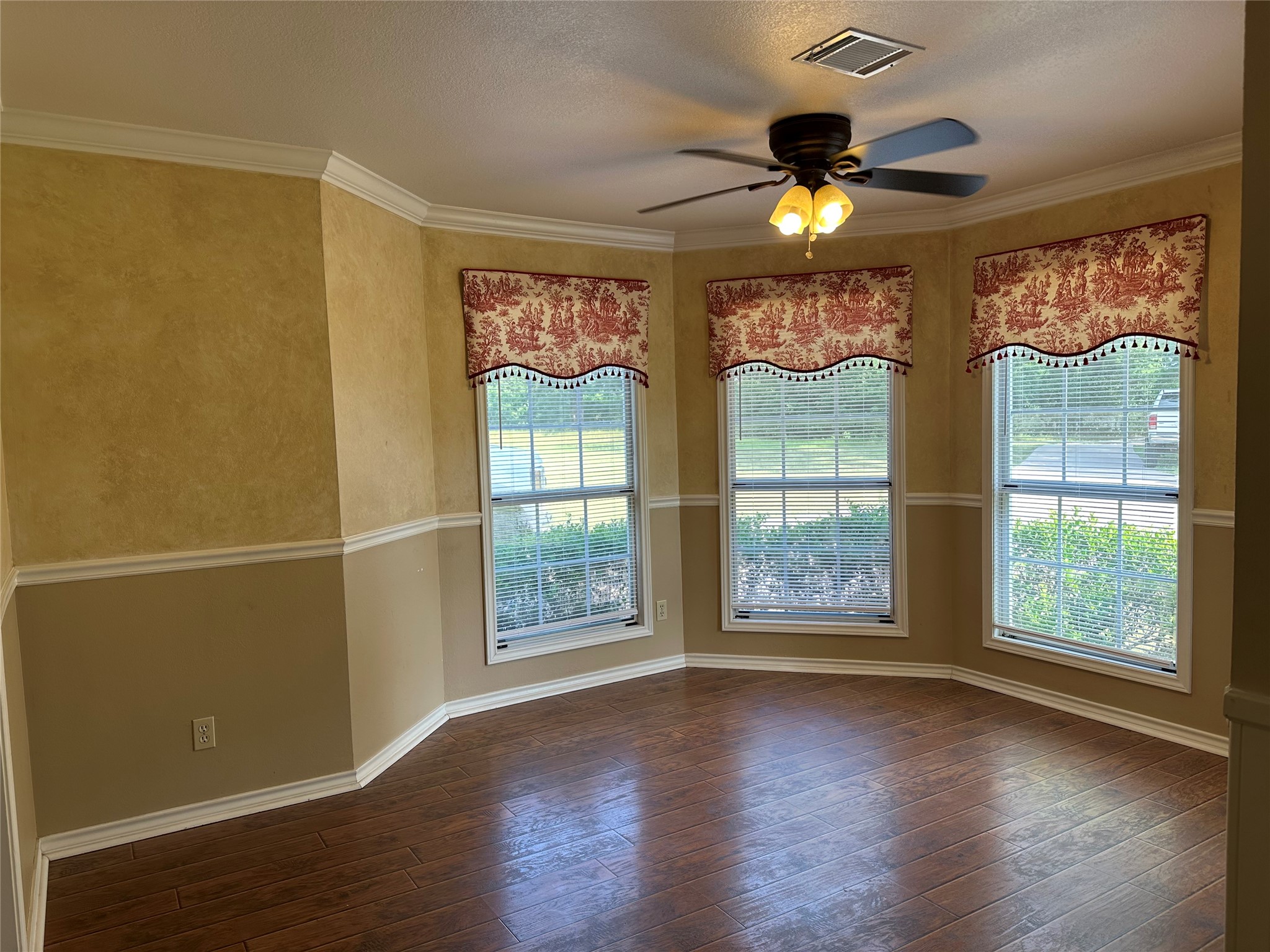 33615 Dobbin Huffsmith Road Property Photo 9