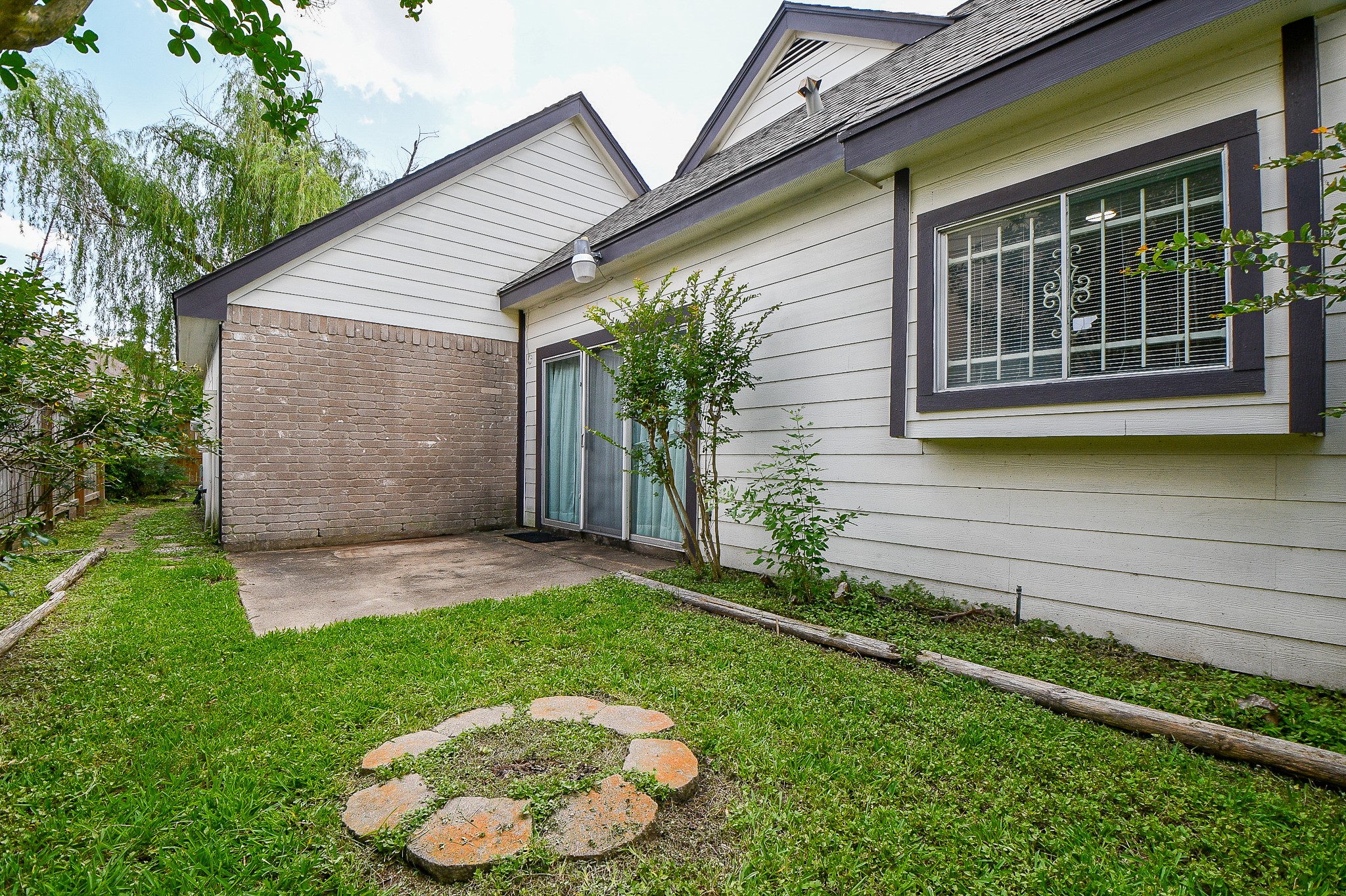 6314 Modesto Drive Property Photo 8