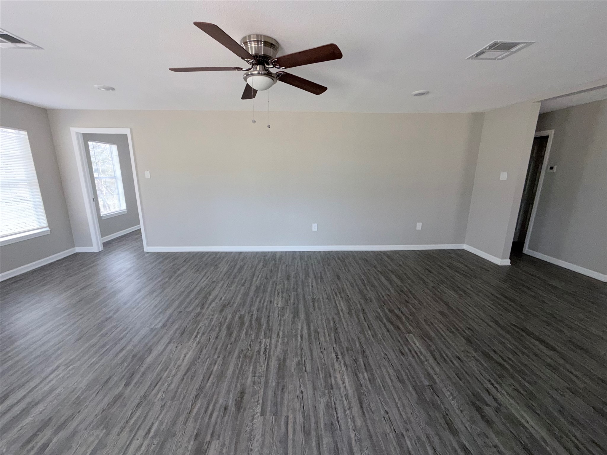 3700 4th Street Property Photo 4