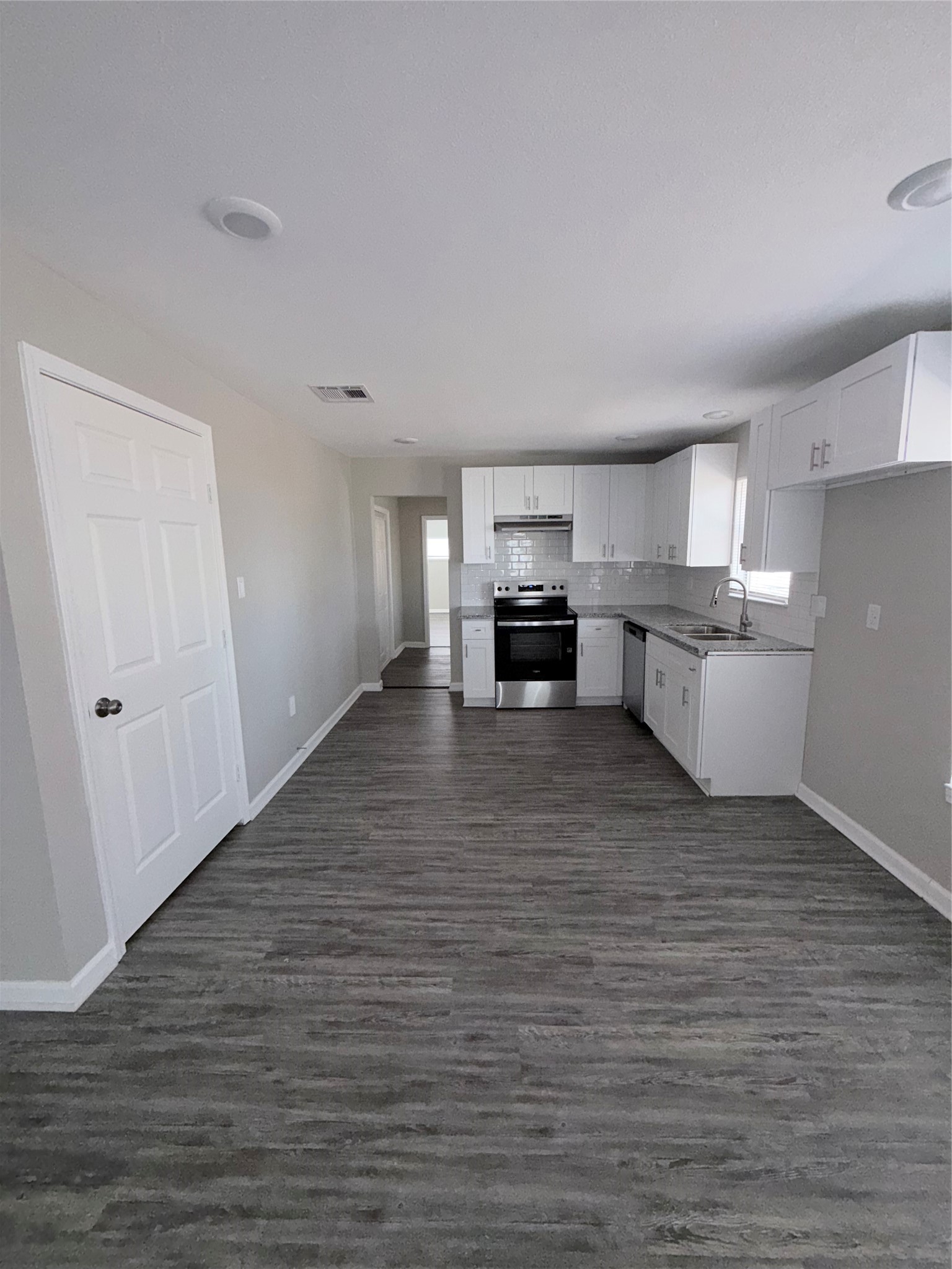 3700 4th Street Property Photo 11
