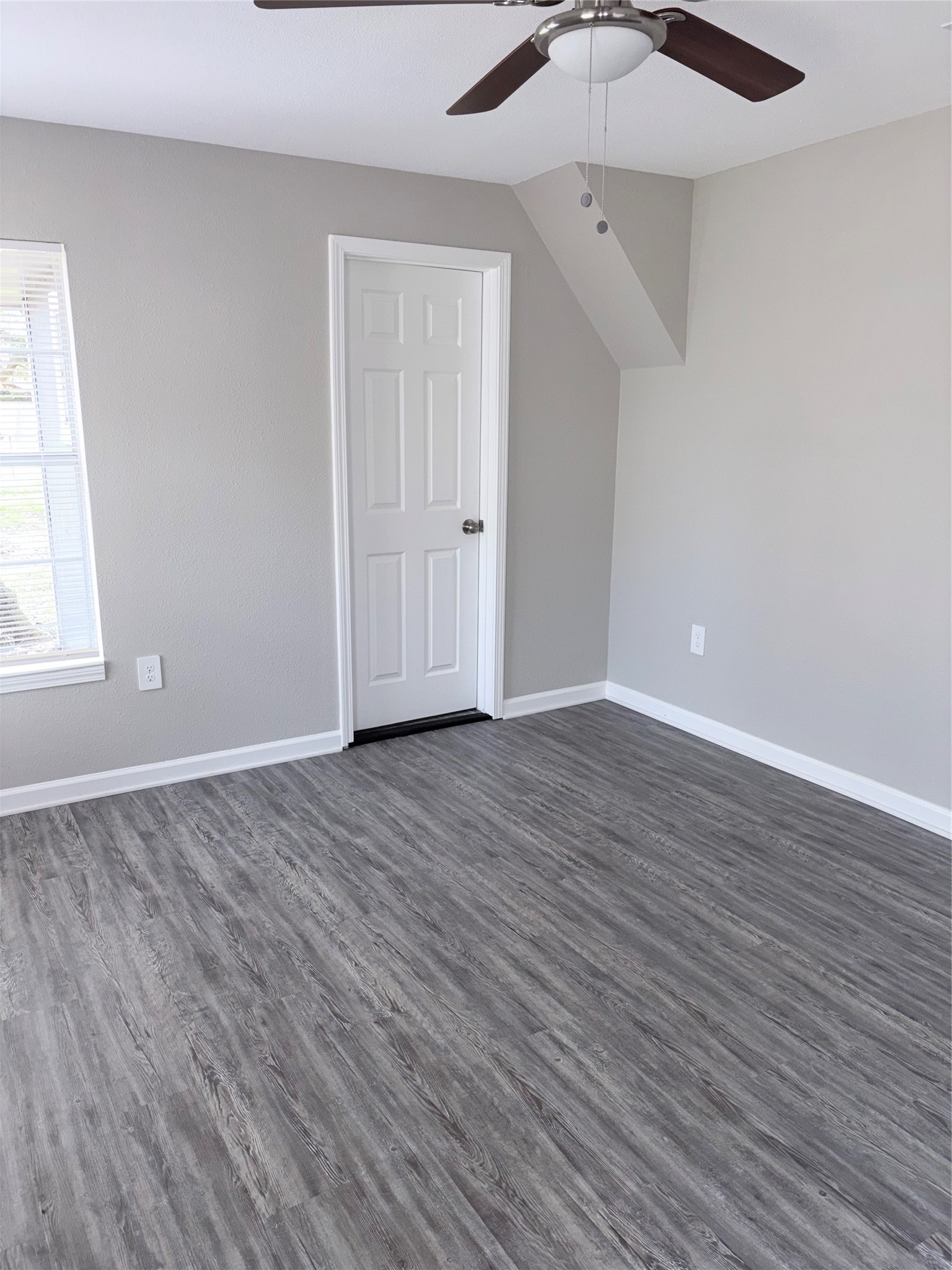3700 4th Street Property Photo 15